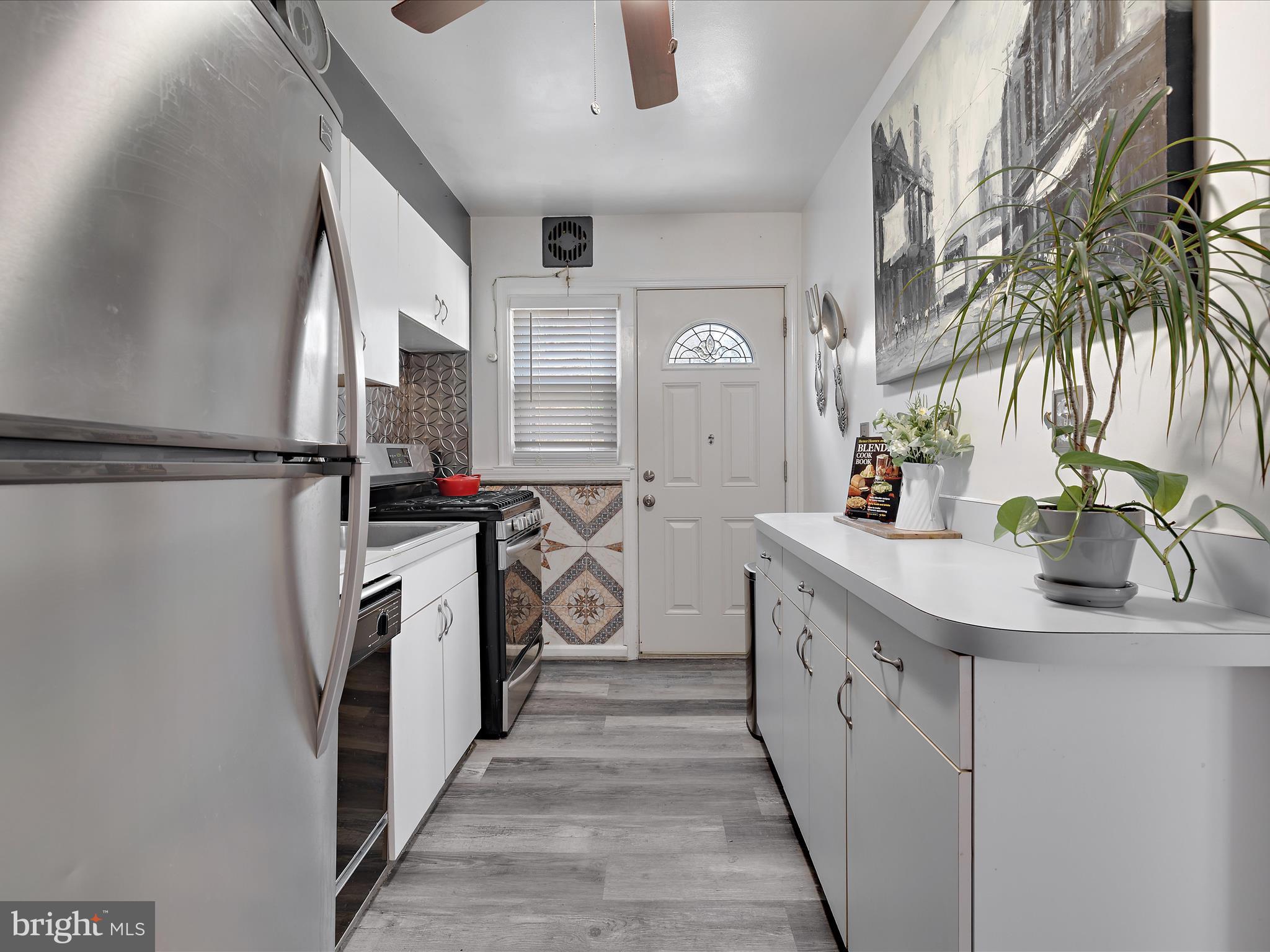 LOYOLA - NOTRE DAME - Residential