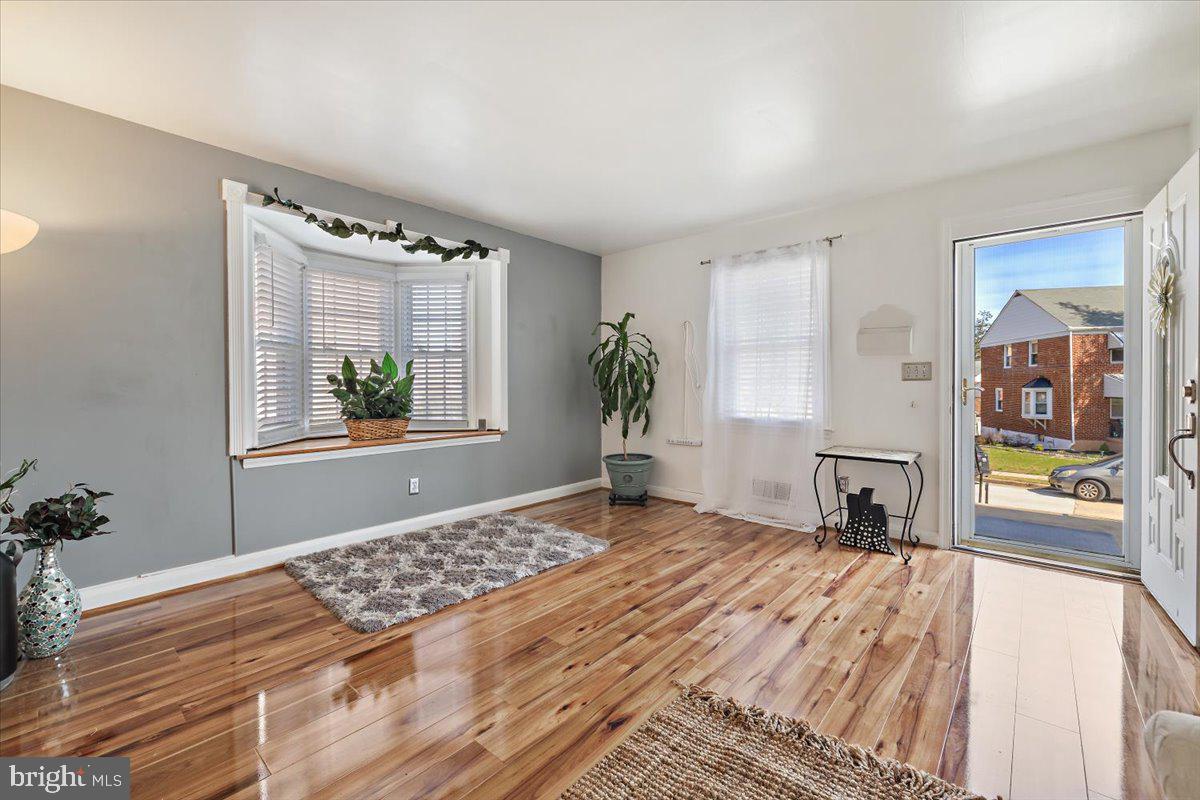 LOYOLA - NOTRE DAME - Residential