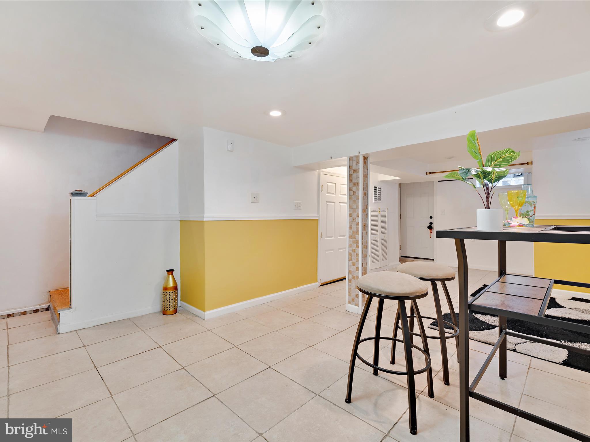 LOYOLA - NOTRE DAME - Residential