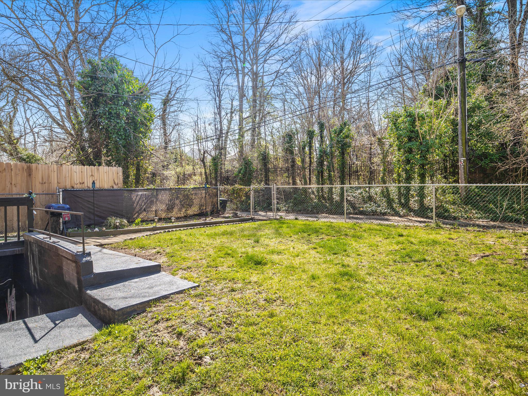 LOYOLA - NOTRE DAME - Residential