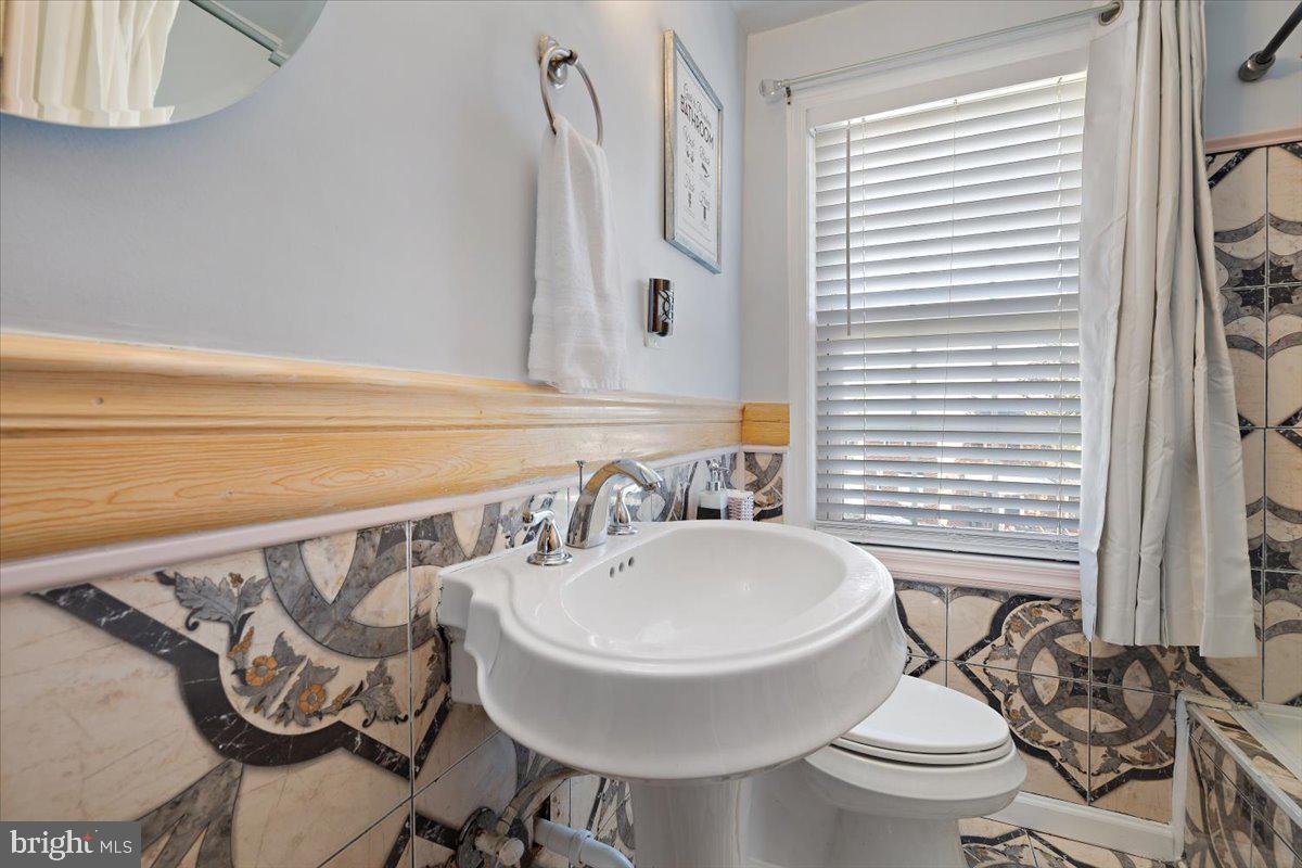 LOYOLA - NOTRE DAME - Residential