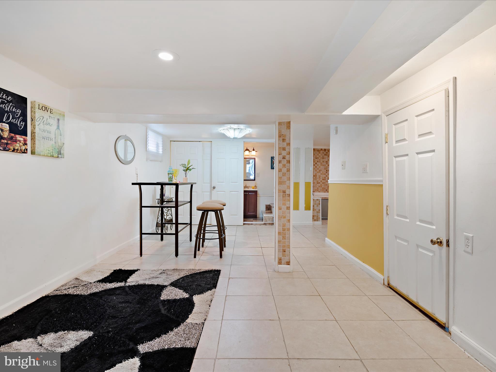 LOYOLA - NOTRE DAME - Residential