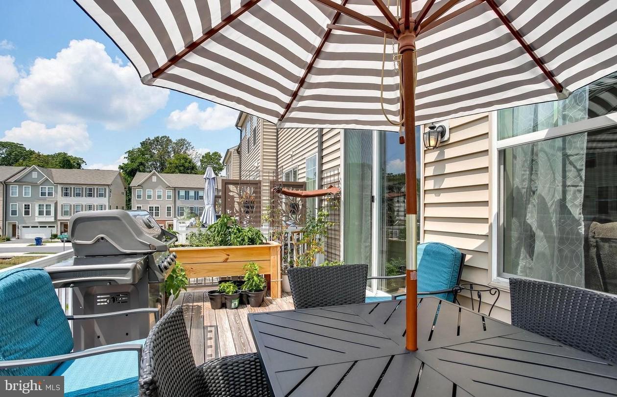 TALLYN RIDGE AT PINECLIFF PARK - Residential Lease