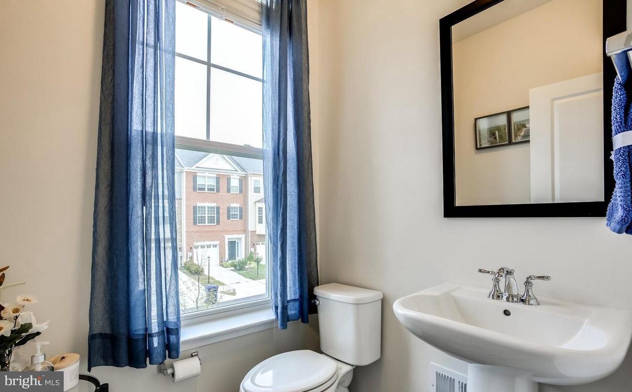 TALLYN RIDGE AT PINECLIFF PARK - Residential Lease