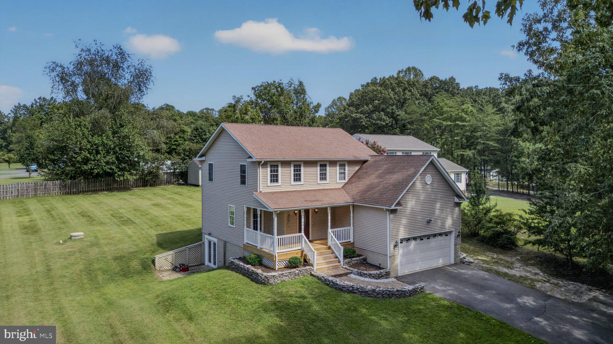 8115 OAK WOOD DRIVE