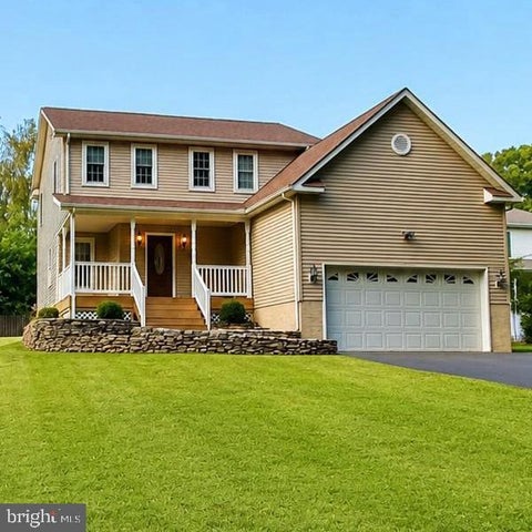 Homes For Sale - 8115 Oak Wood Drive<br/> KING GEORGE, VA 22485