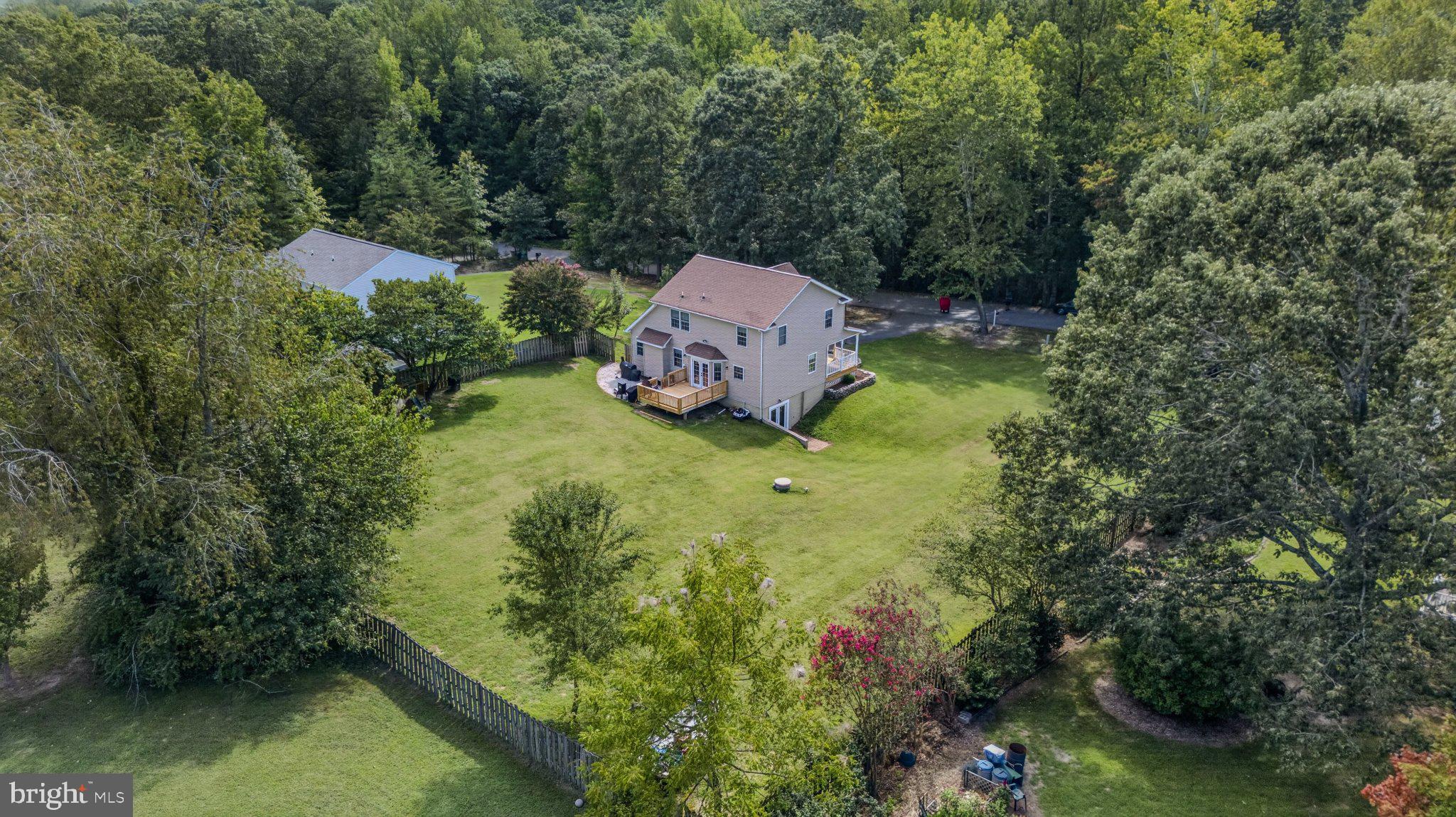 8115 OAK WOOD DRIVE