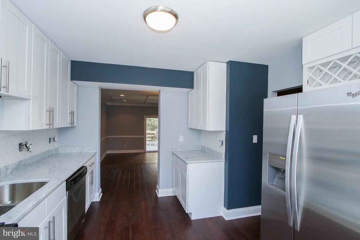 MONTGOMERY MEADOWS - Residential