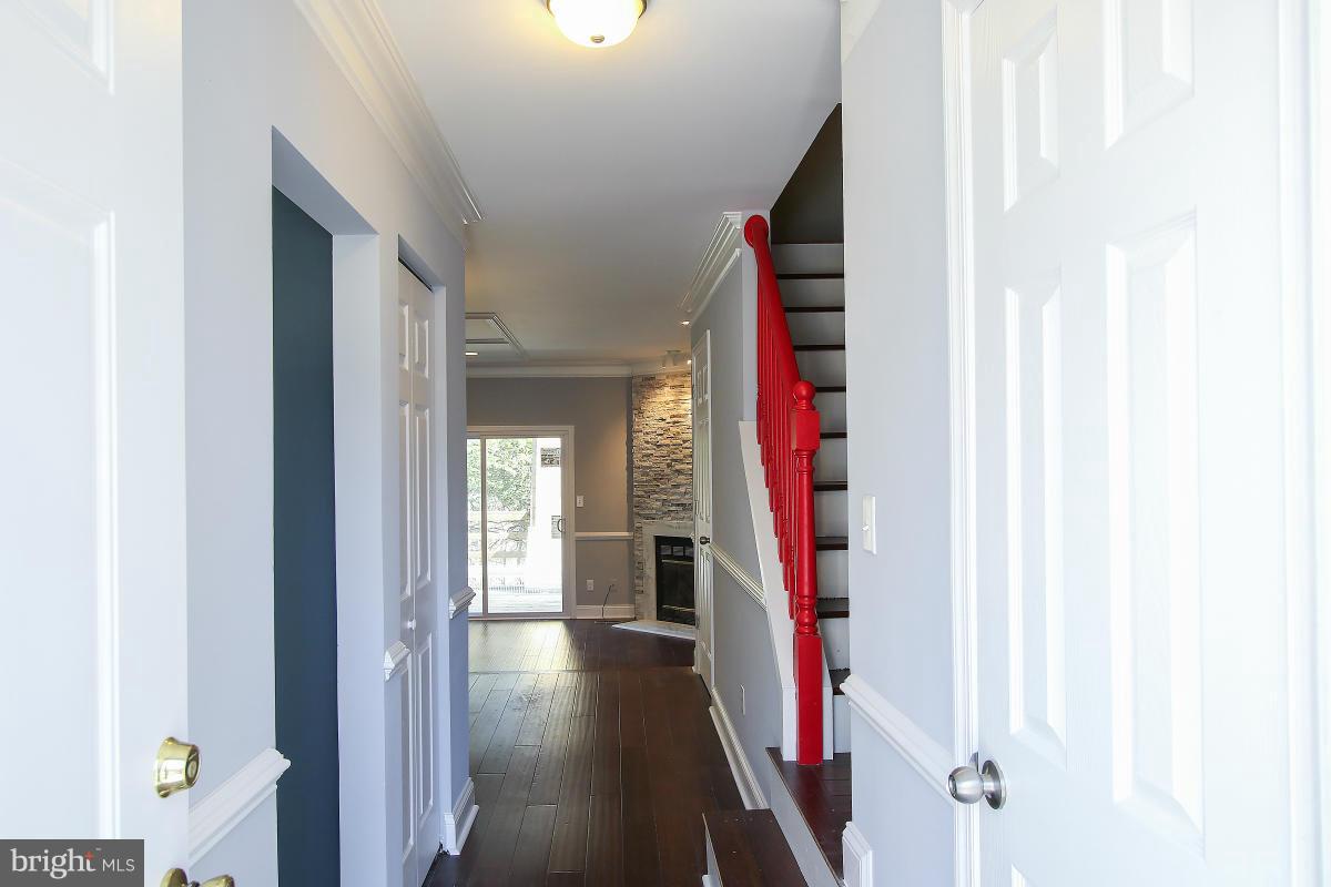 MONTGOMERY MEADOWS - Residential