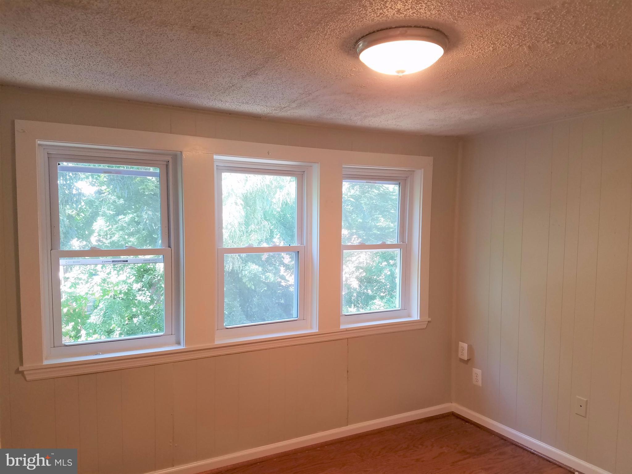 COLONIAL HEIGHTS - Residential Lease