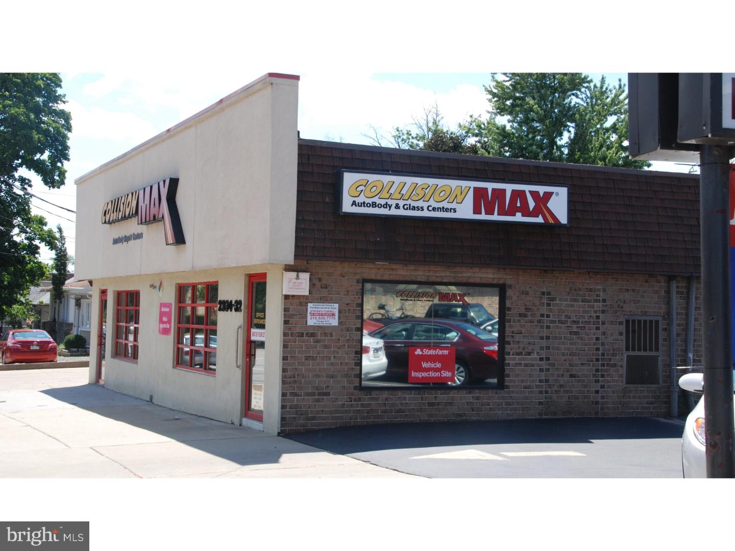 LOCATION! LOCATION! After many years in business the owner is ready to retire! This unique complex is made up of 11 units all of which are currently leased. Some tenants lease multiple units. Tenants have - Paganini Institute of Music, Ardmor,Inc., Bergo Fence, Unique Designs, Apostolic Church, and Collision MAX Current Income $13,851./mo $166,212/year Total expense approx. $44,000 NET PROFIT $122+K
