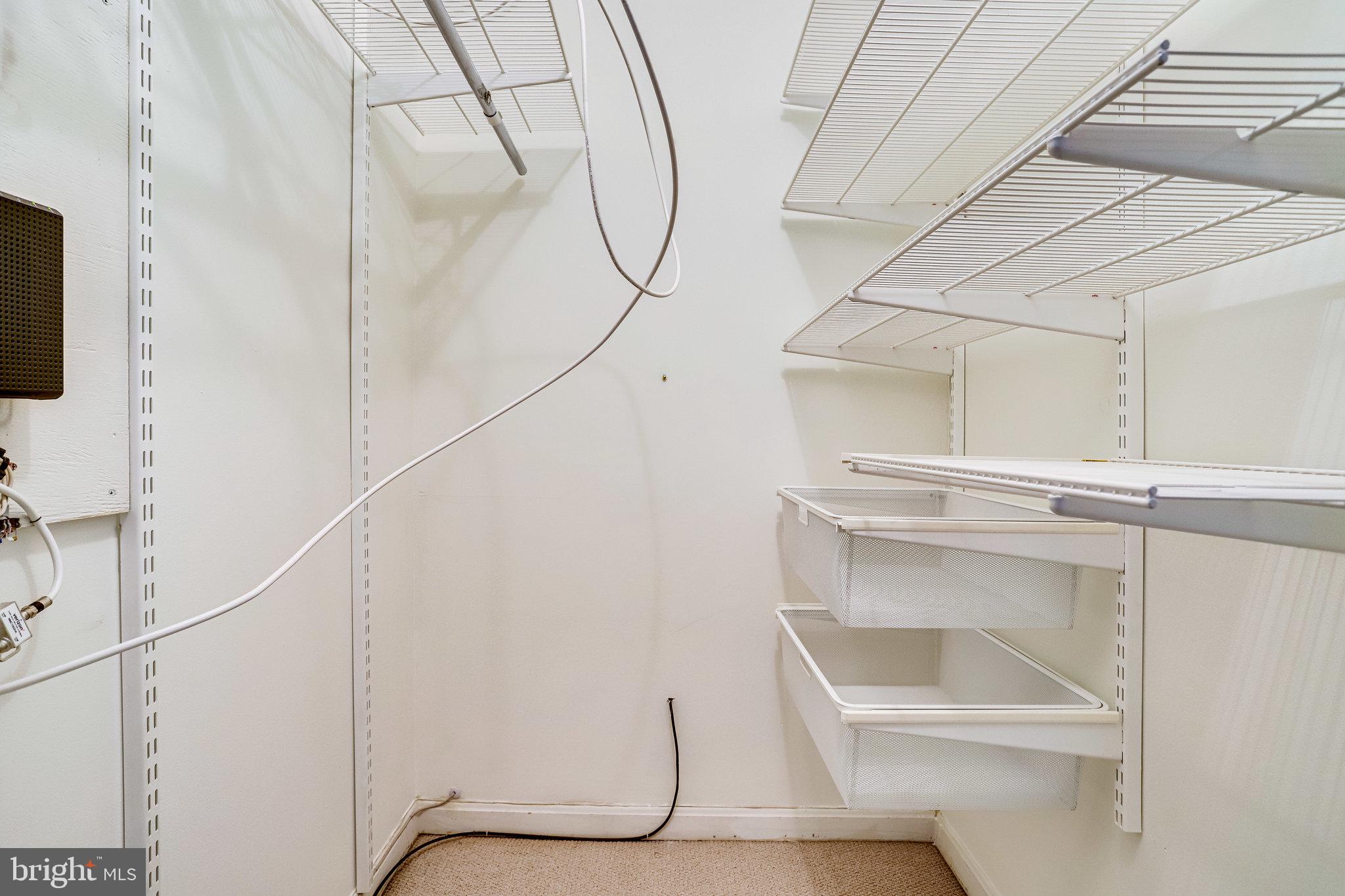 COLONIAL VILLAGE - Residential Lease