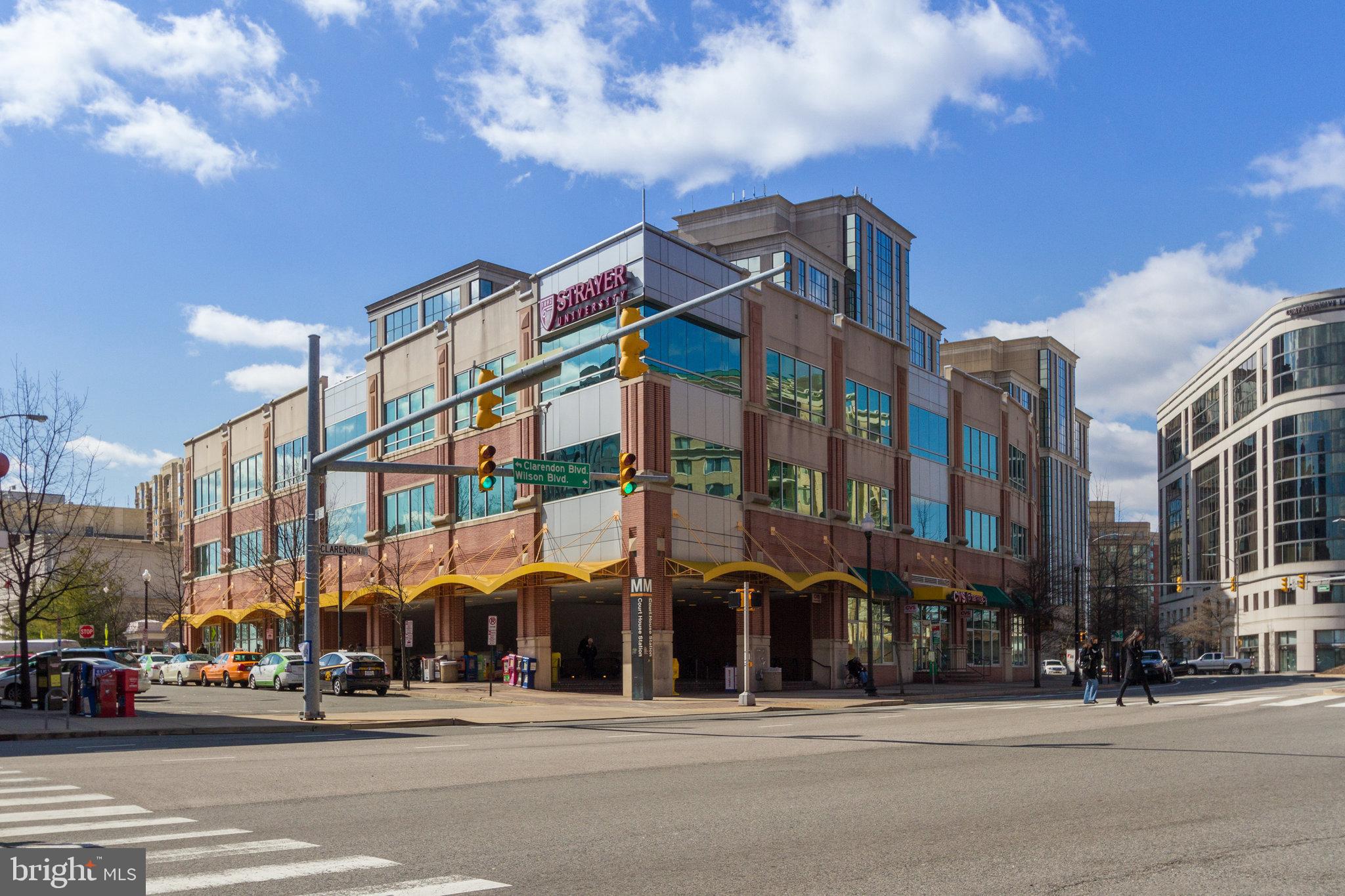 COLONIAL VILLAGE - Residential Lease