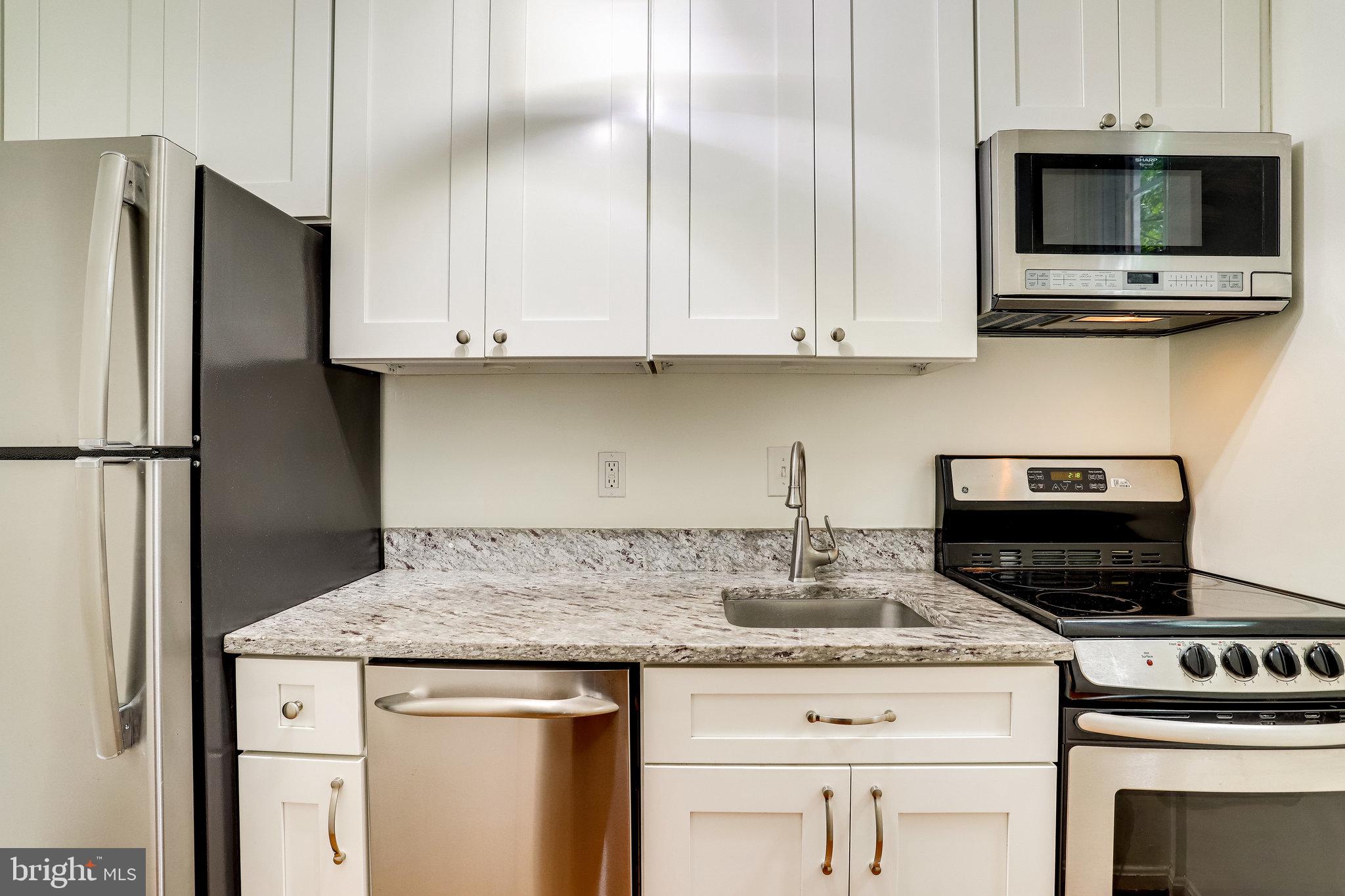 COLONIAL VILLAGE - Residential Lease