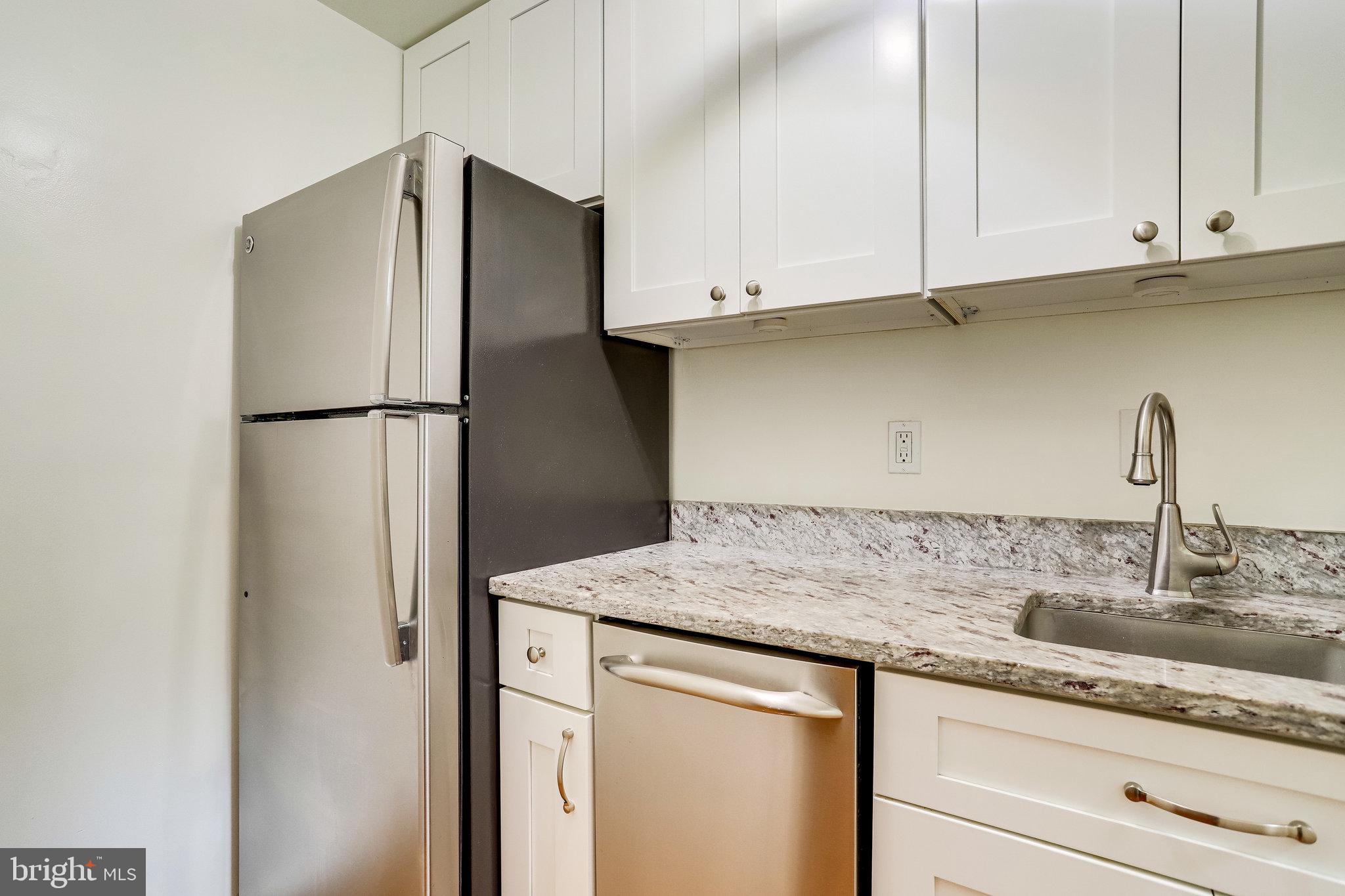 COLONIAL VILLAGE - Residential Lease