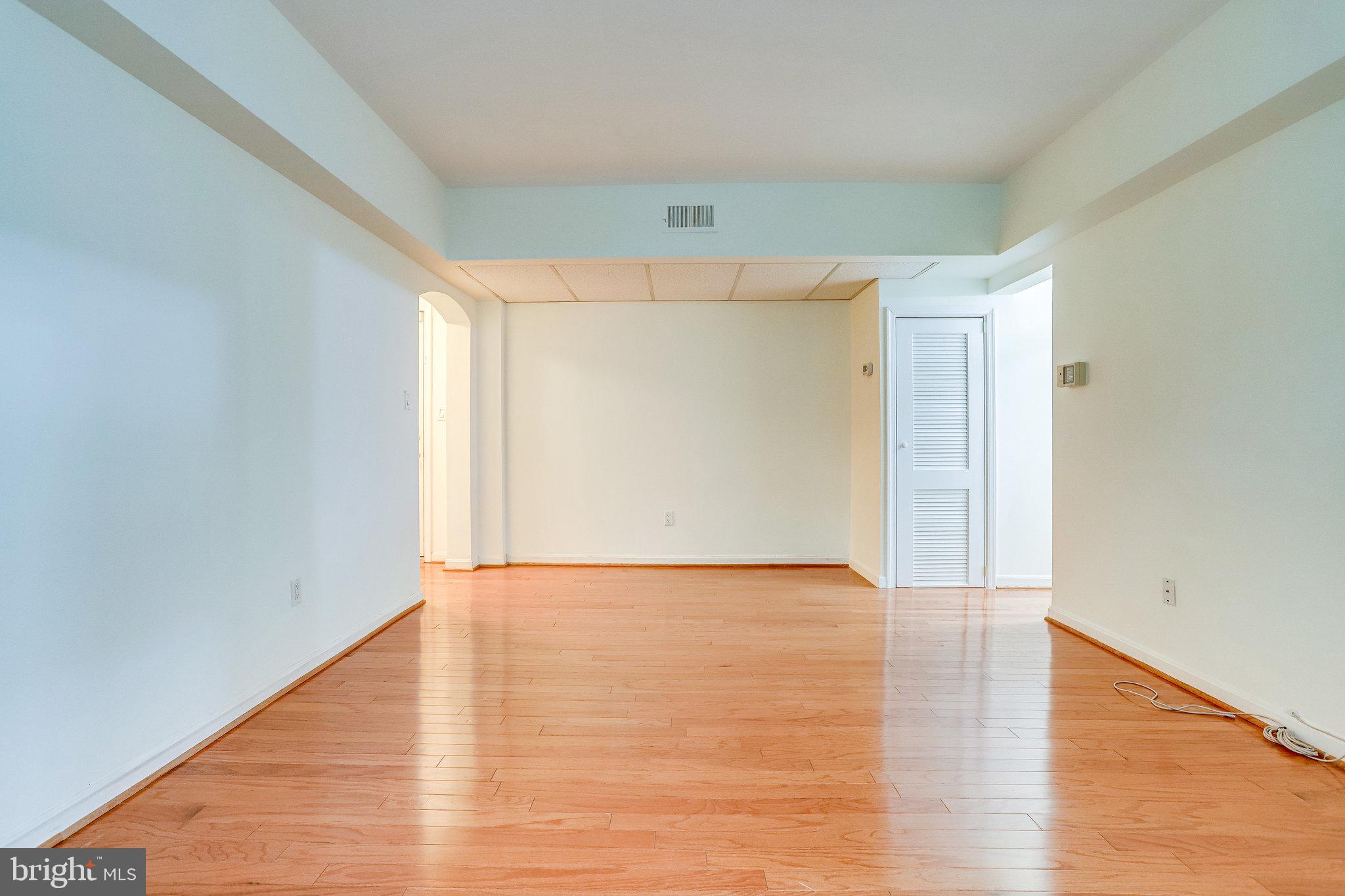 COLONIAL VILLAGE - Residential Lease