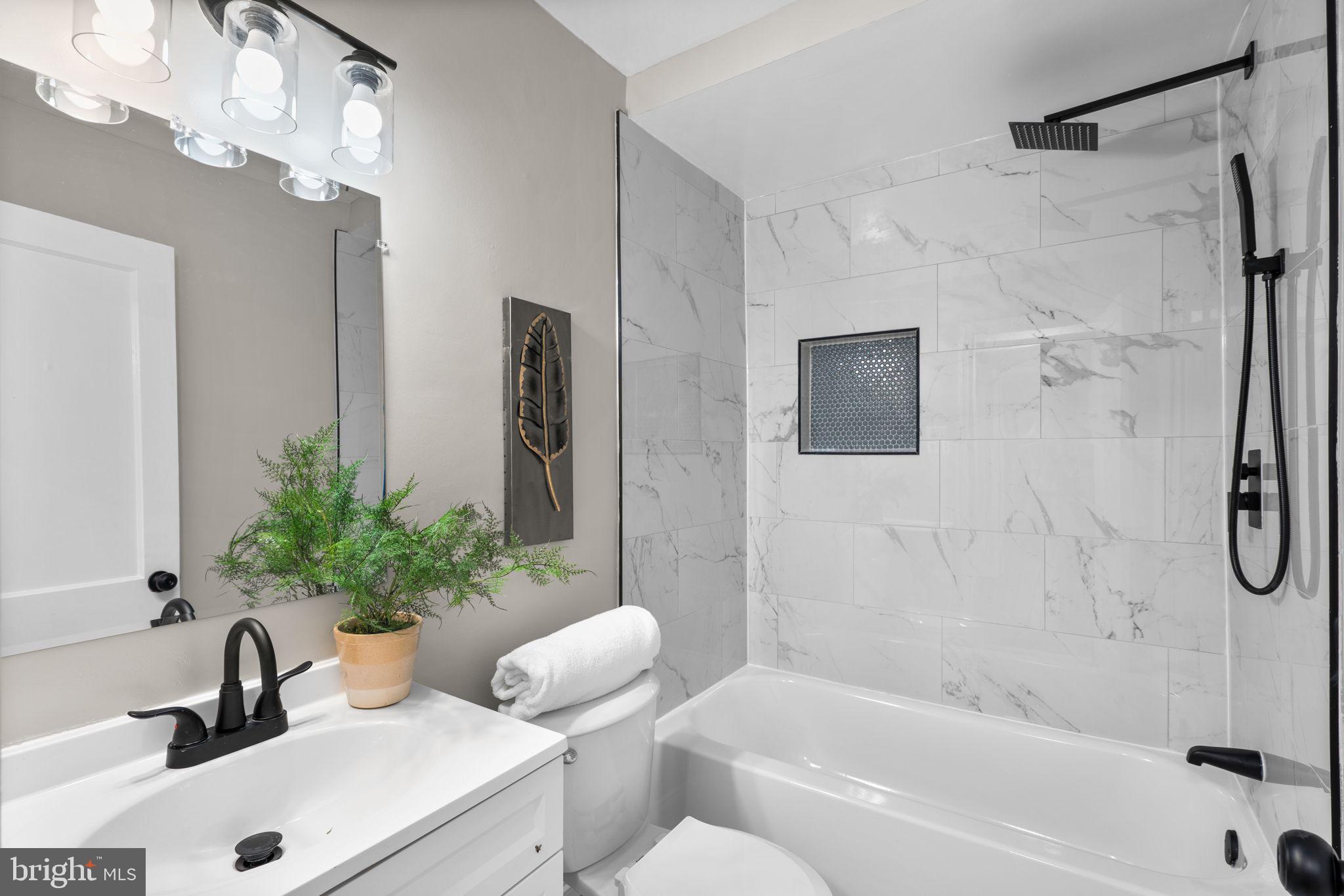 NORTHWOOD VILLAGE - Residential