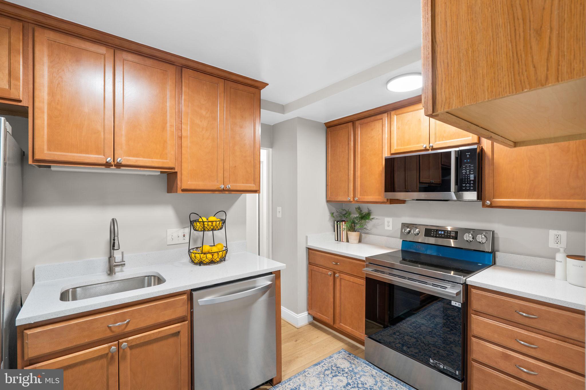 NORTHWOOD VILLAGE - Residential