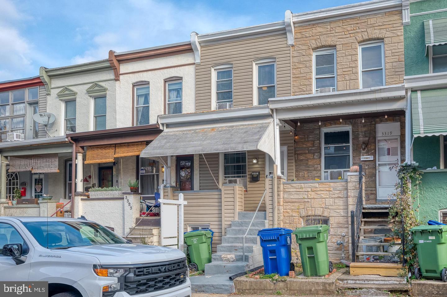 Welcome home in Hampden! Rental available December 1st, pets are welcome