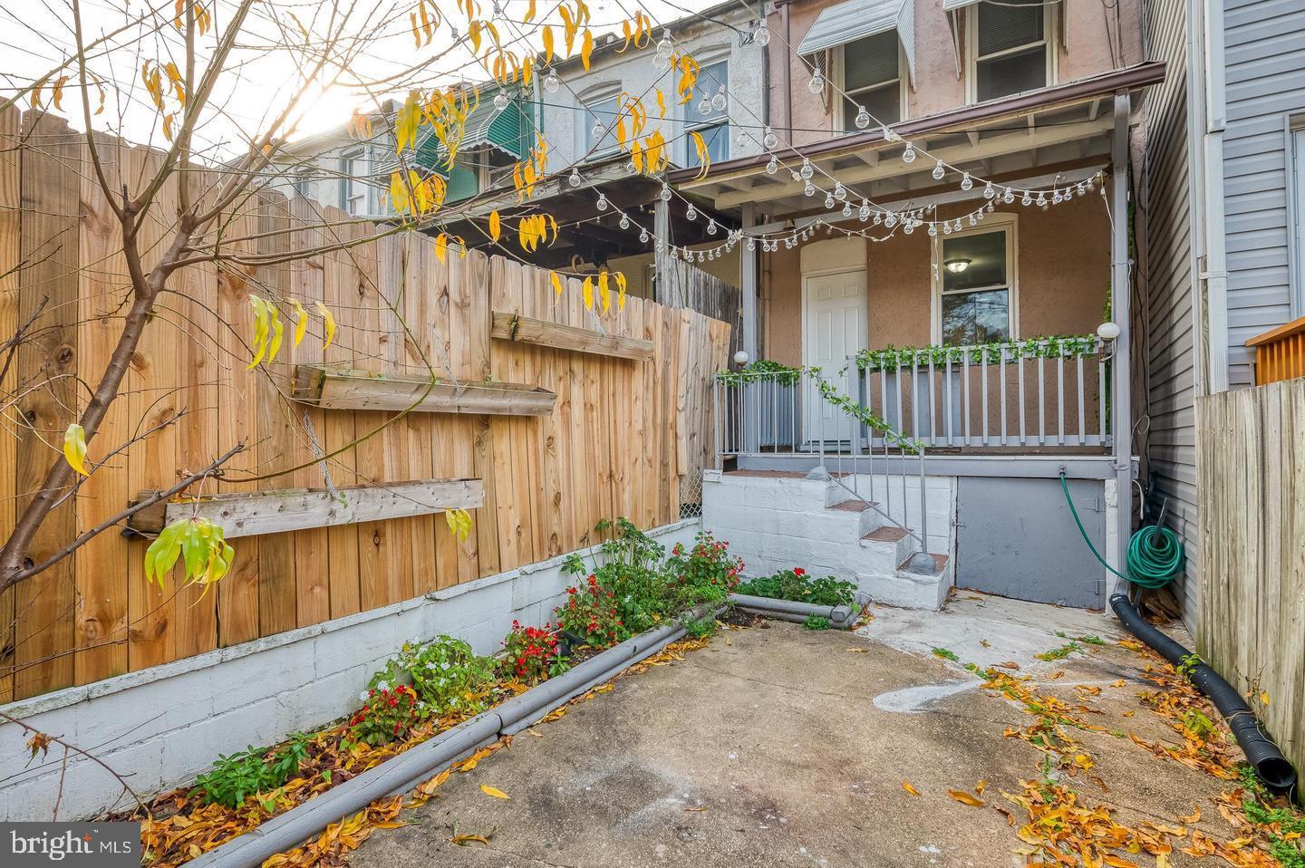 HAMPDEN HISTORIC DISTRICT - Residential Lease
