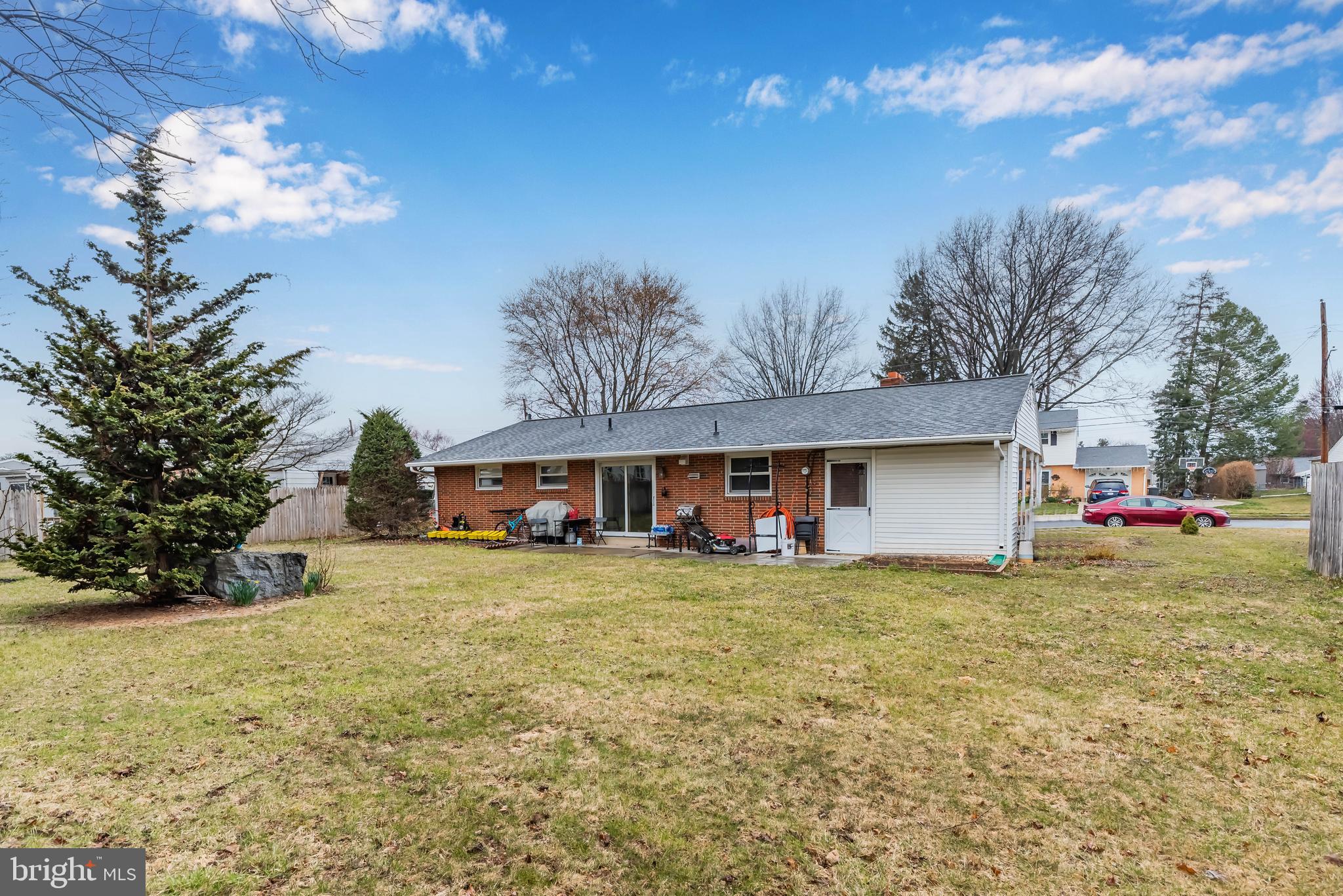 ORCHARD CREST - Residential