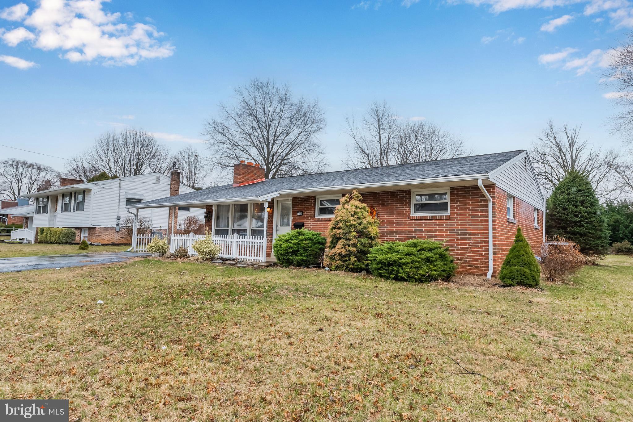 ORCHARD CREST - Residential