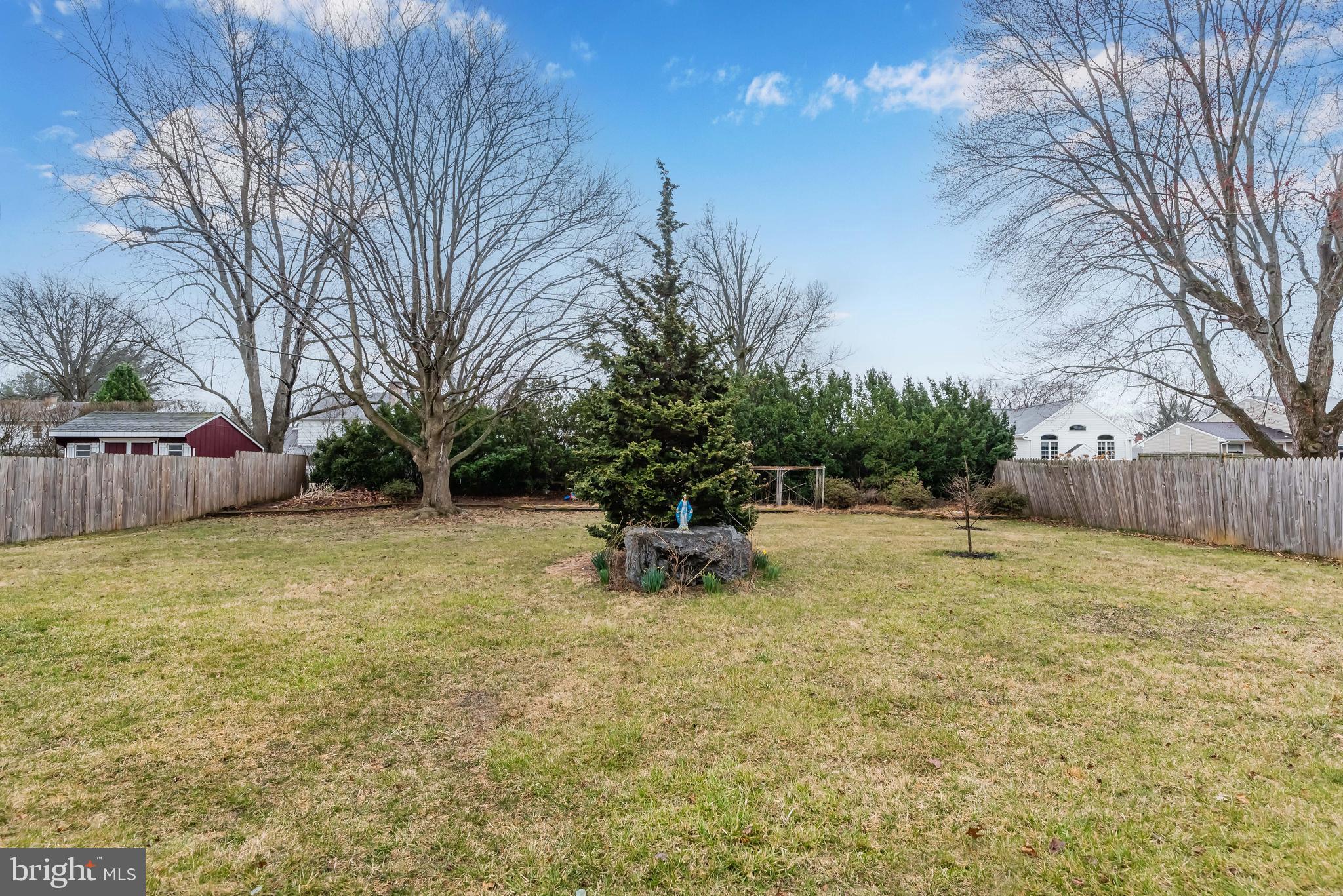 ORCHARD CREST - Residential