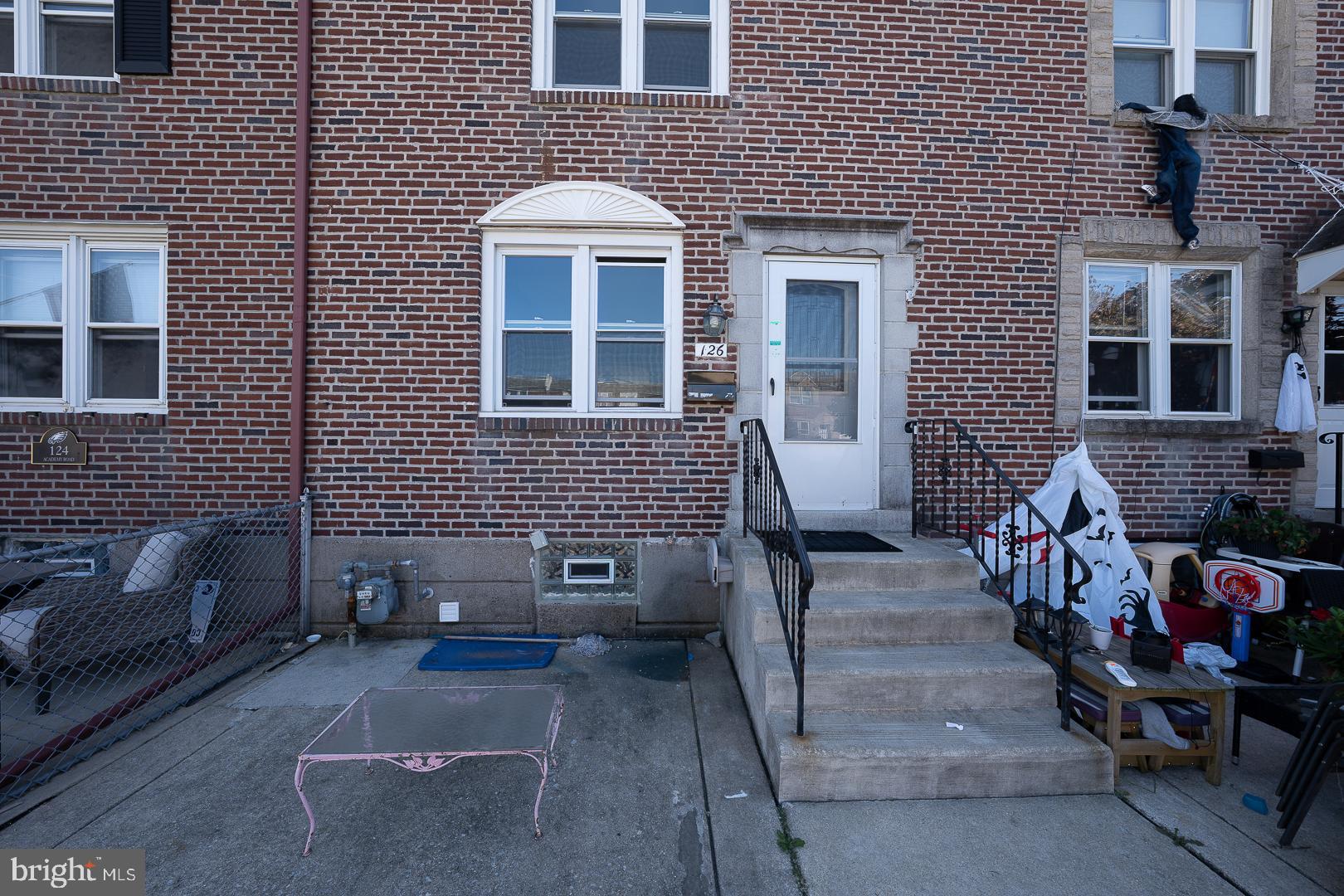 126 ACADEMY ROAD