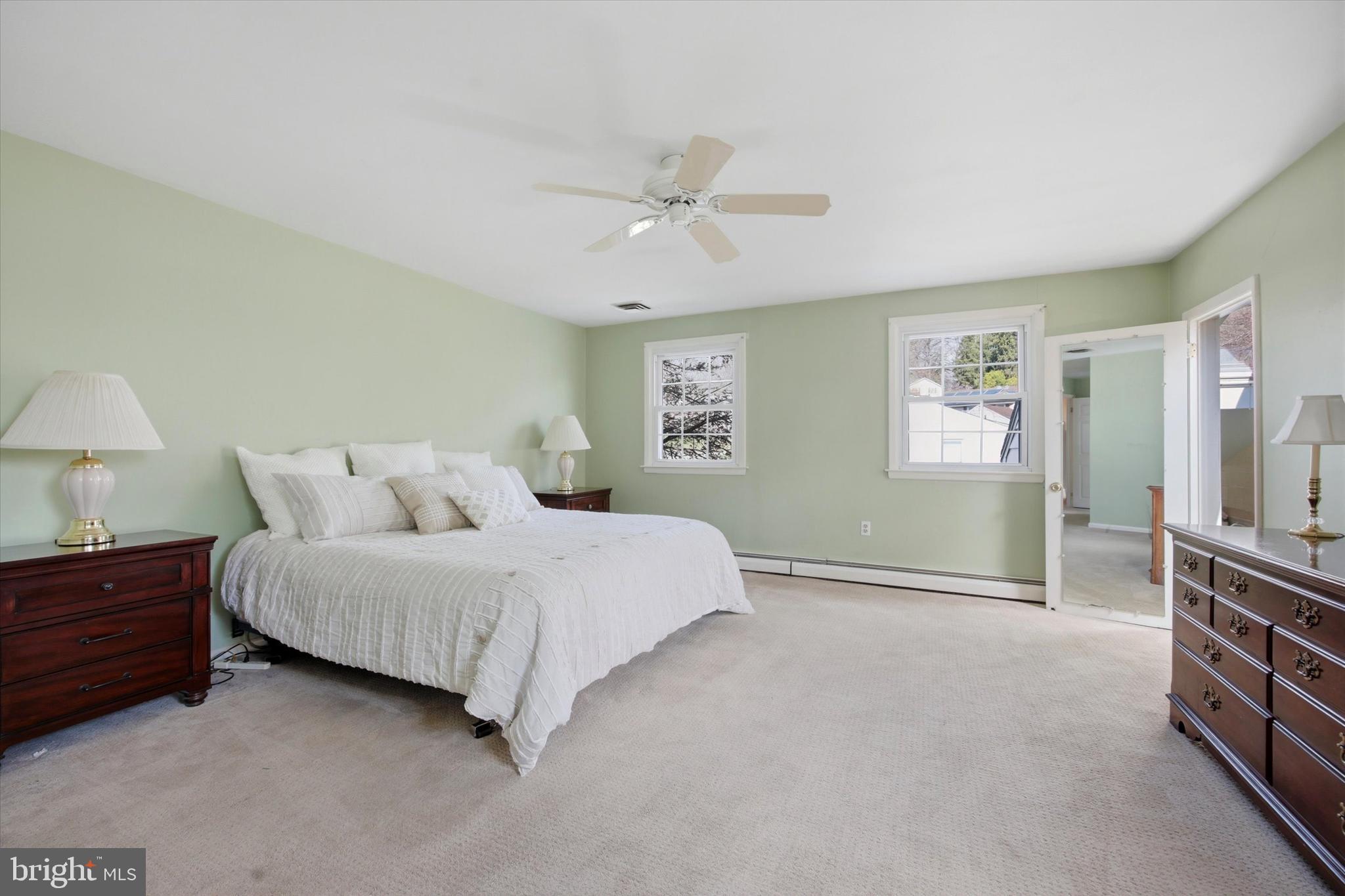 DEVON DOWNS - Residential