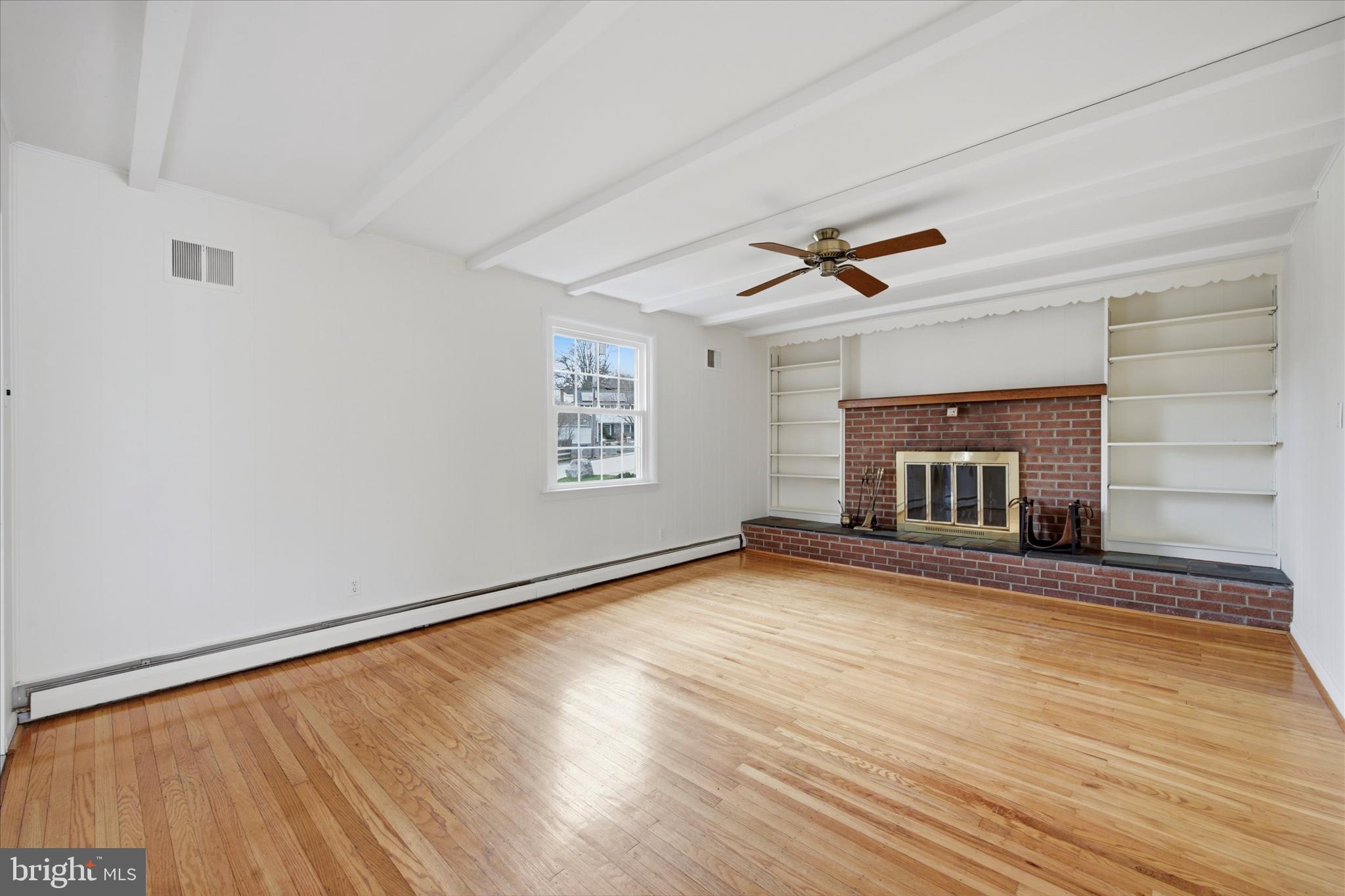 DEVON DOWNS - Residential