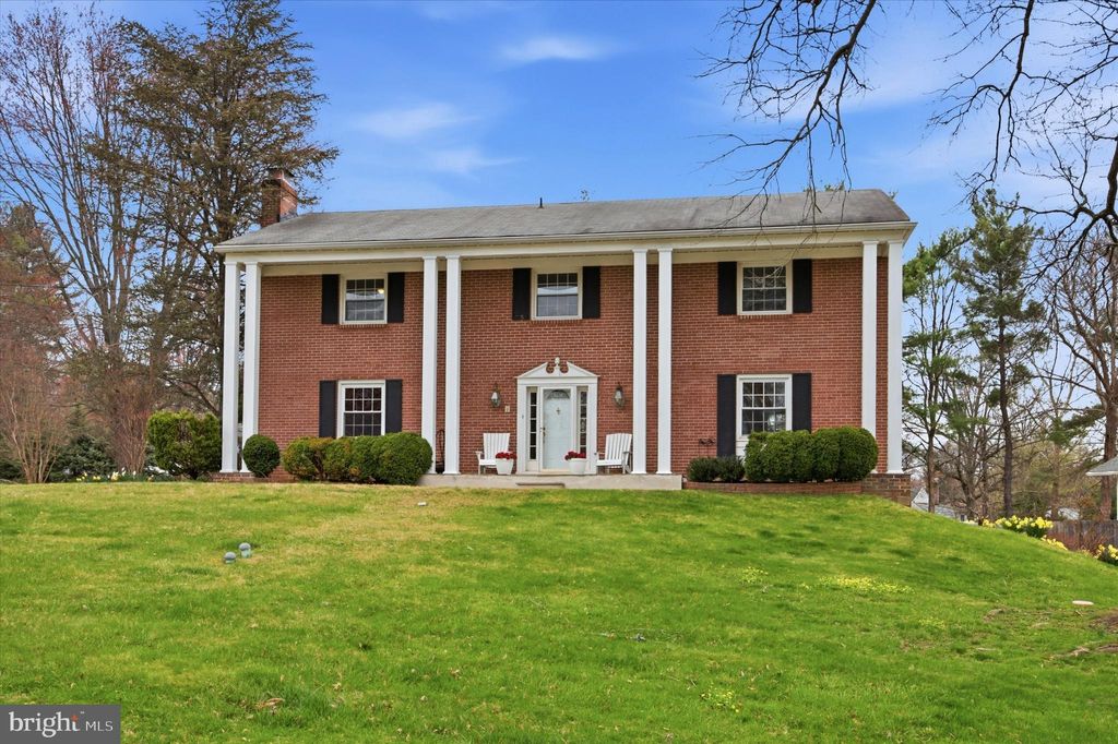 Photo of 560 Watford Lane, BERWYN, PA 19312 (MLS # PACT2120814)