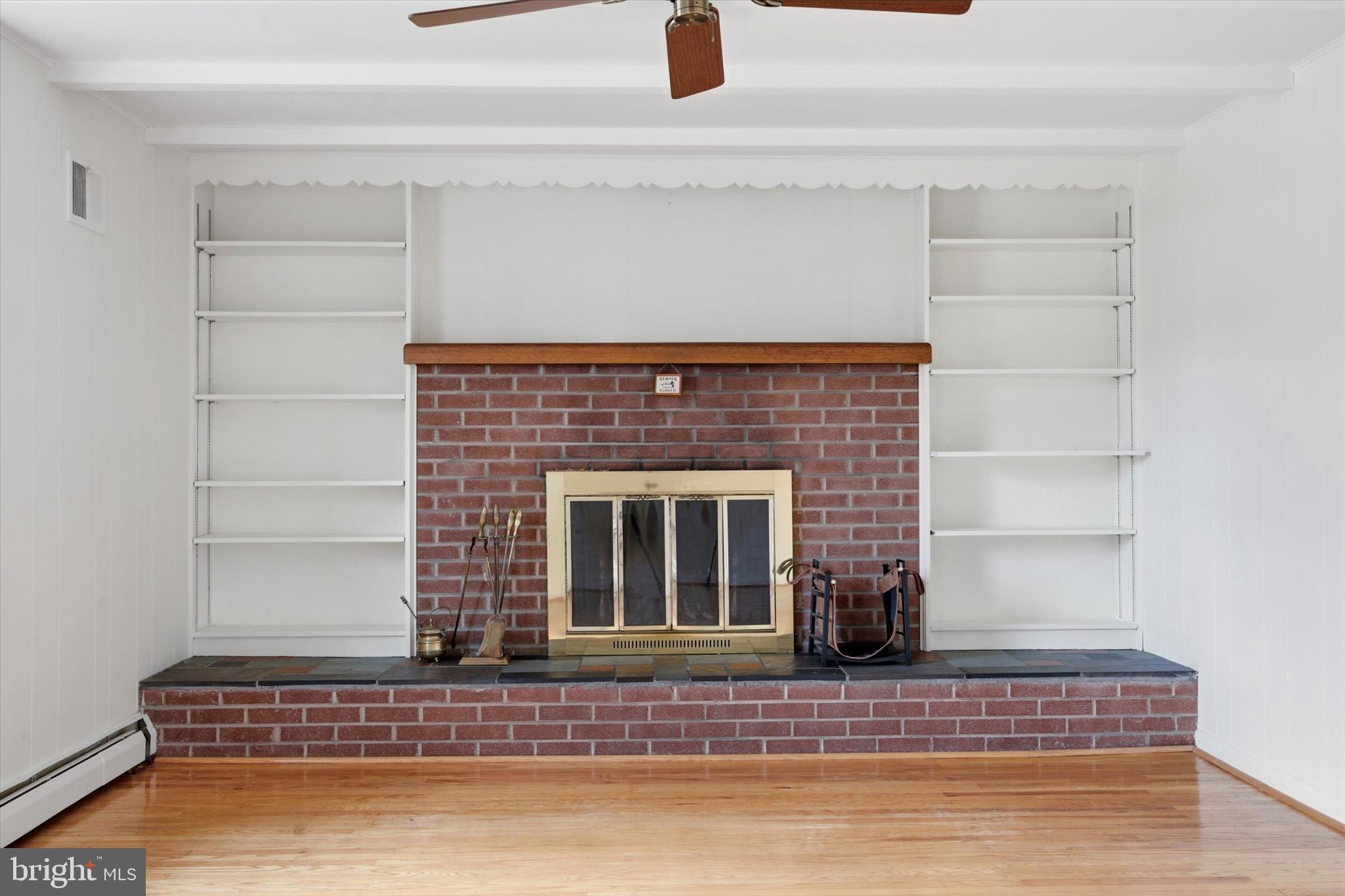 DEVON DOWNS - Residential