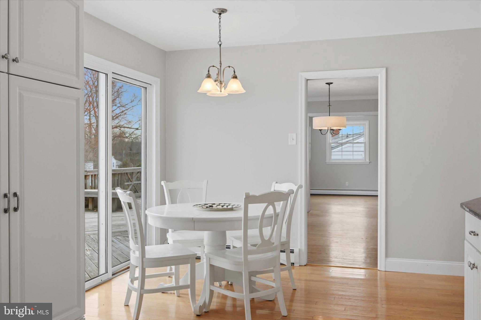 DEVON DOWNS - Residential