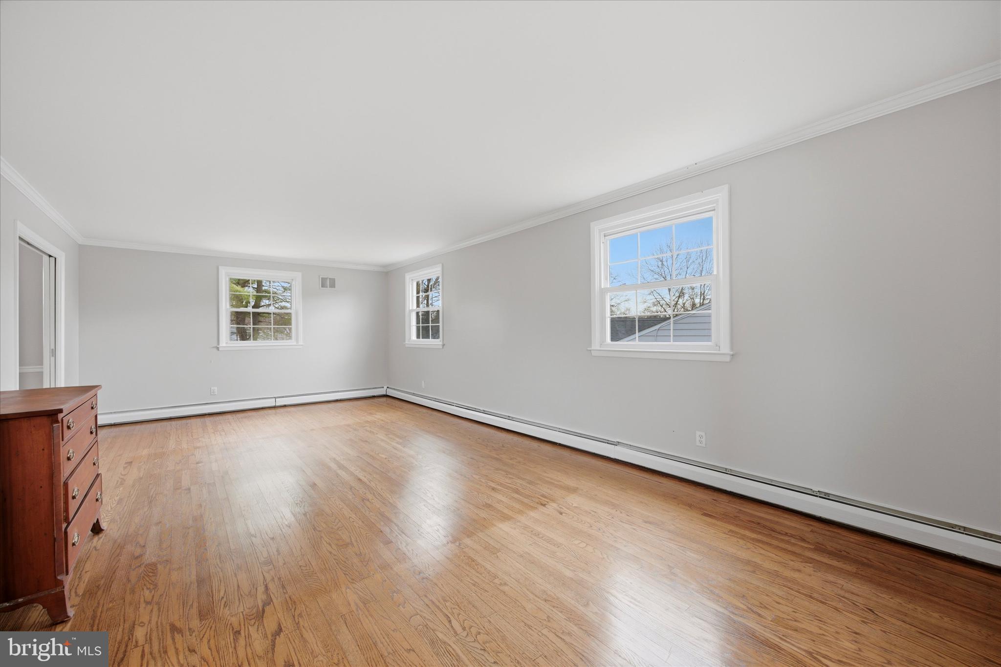 DEVON DOWNS - Residential