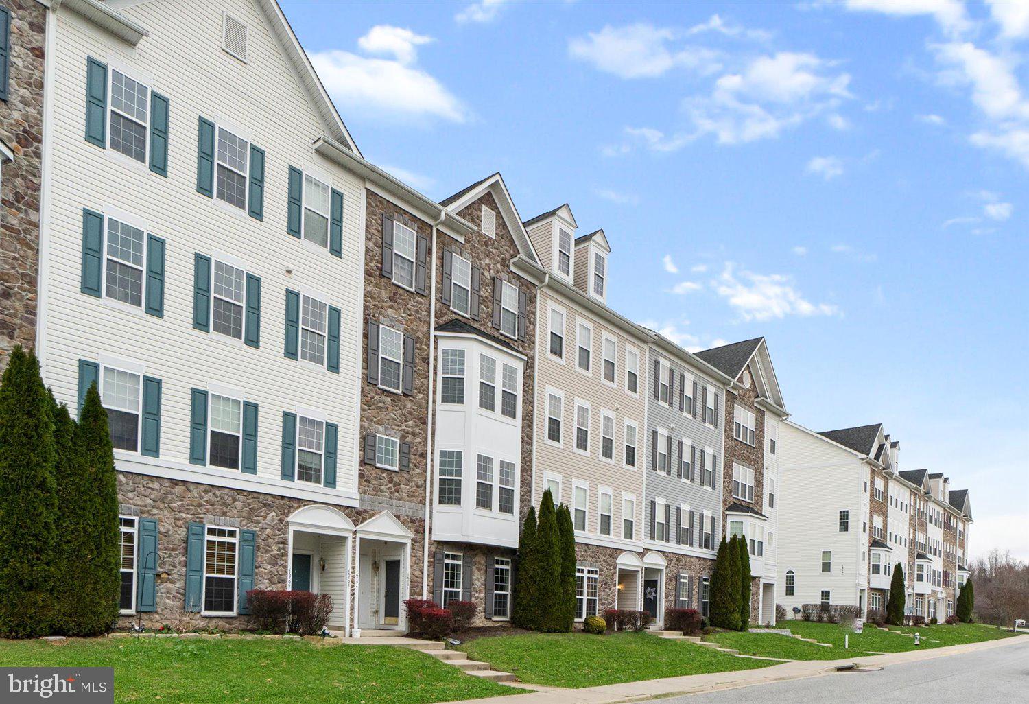 GREENWAY FARMS - Residential