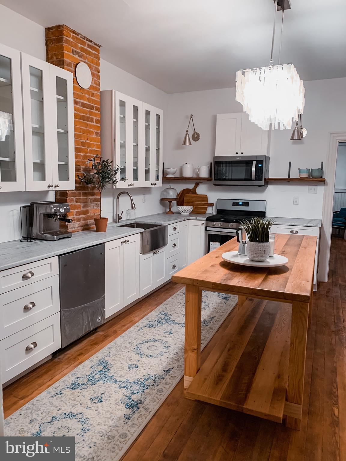 LANCASTER - Residential