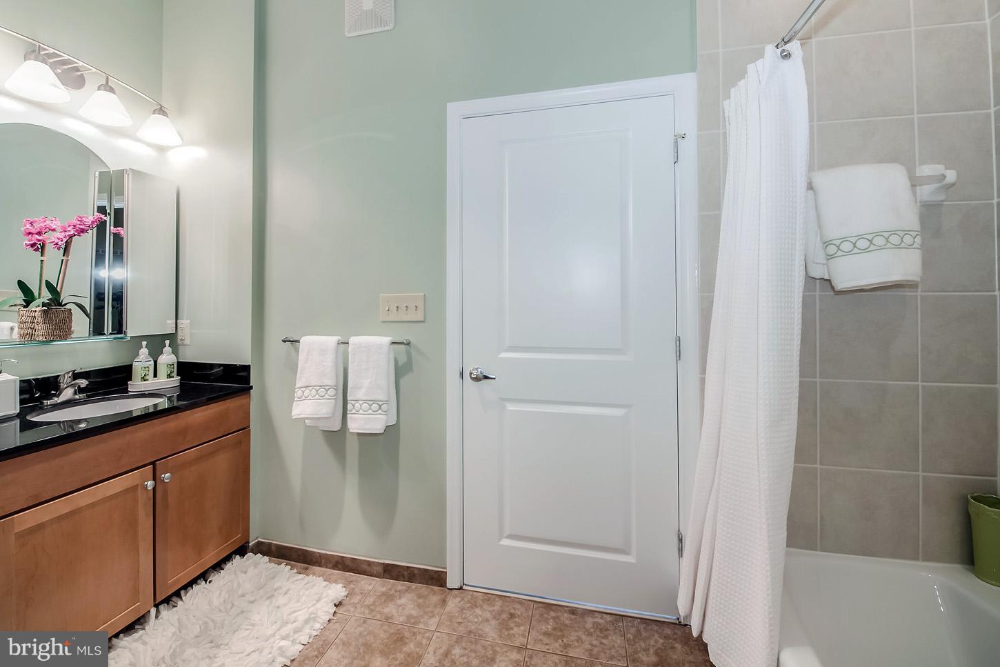 OLD TOWN ALEXANDRIA - Residential Lease