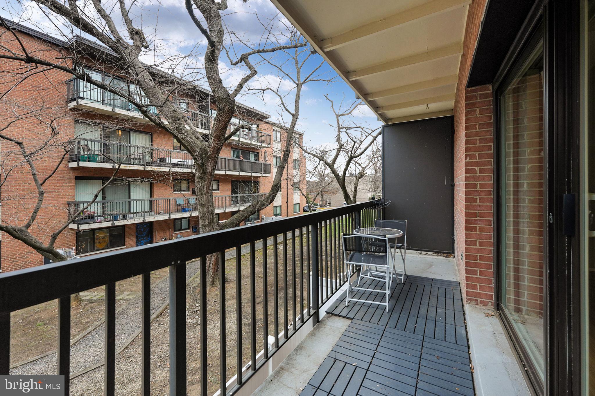 BOLLING BROOK - Residential Lease