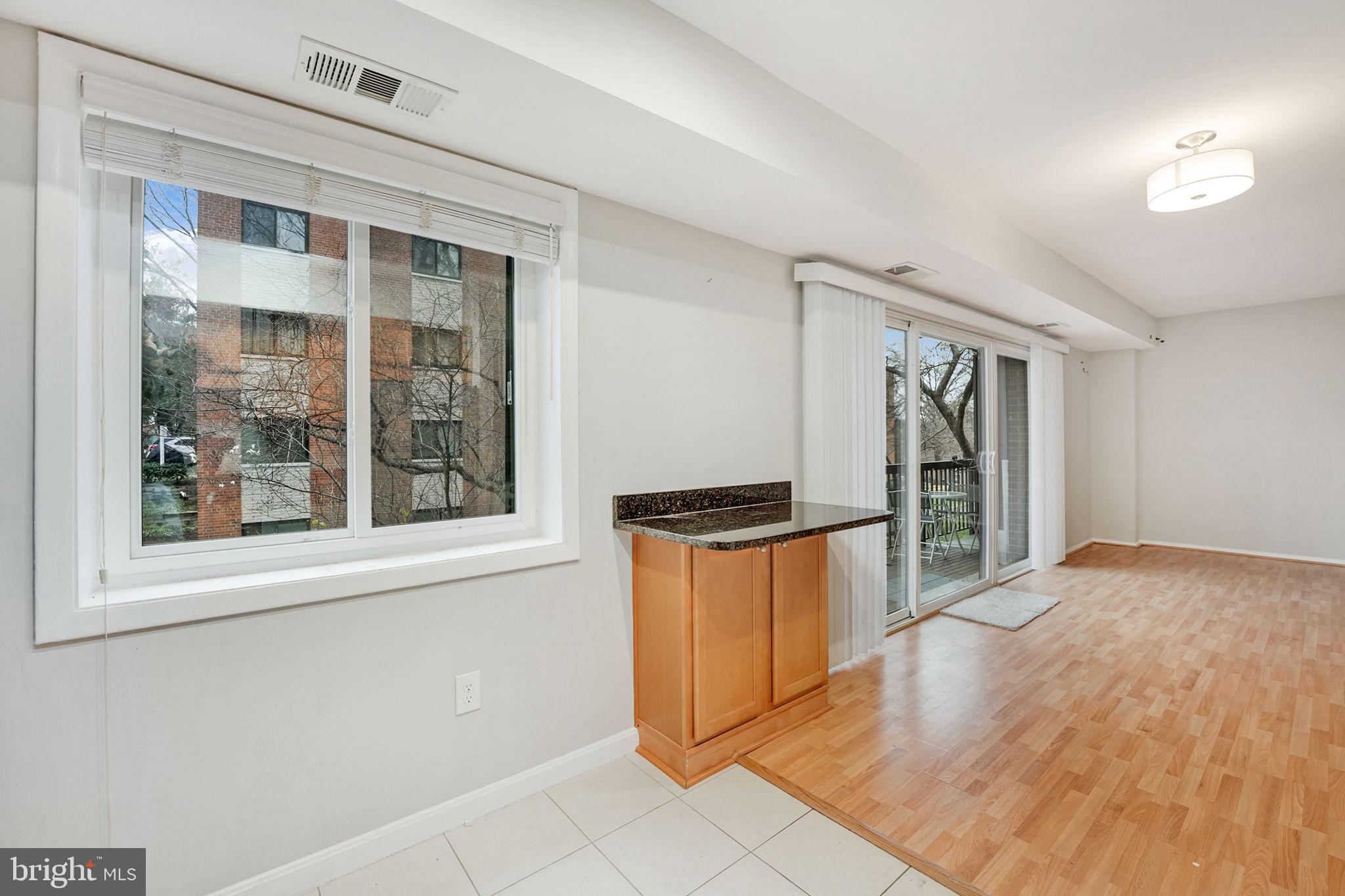 BOLLING BROOK - Residential Lease