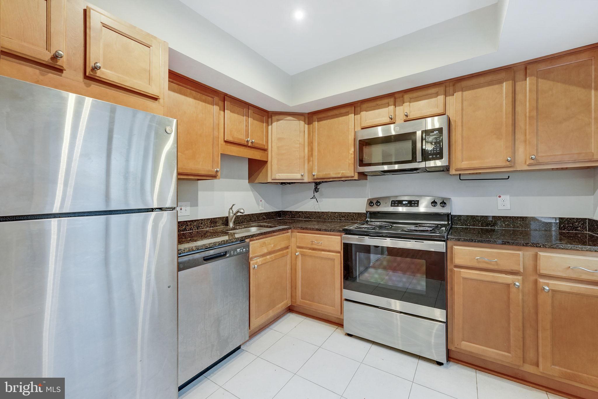 BOLLING BROOK - Residential Lease