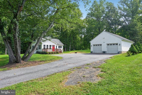 Homes For Sale - 571 Saint Marys Avenue<br/> GAMBRILLS, MD 21054