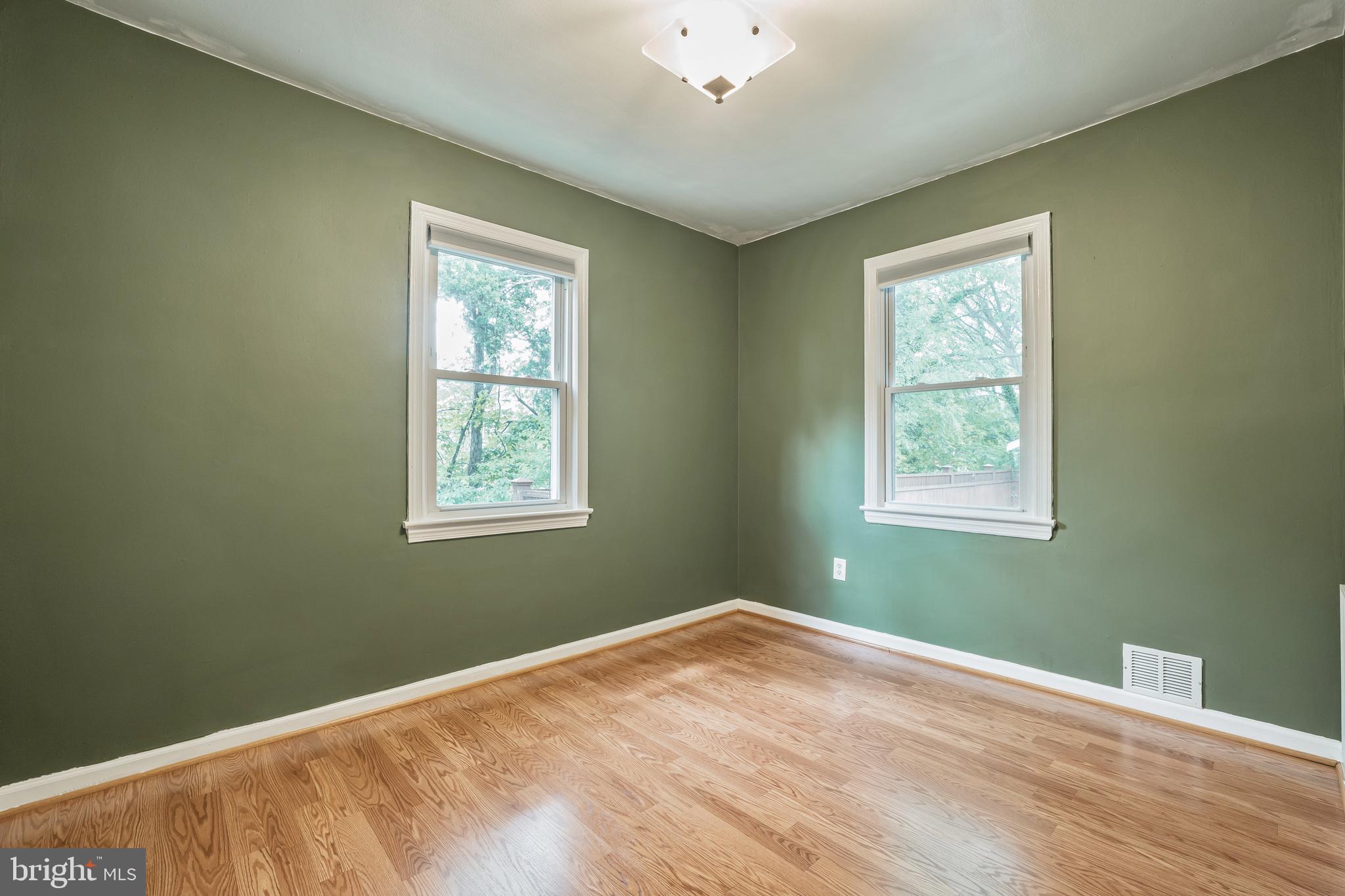 ARLINGTON VILLAGE - Residential Lease