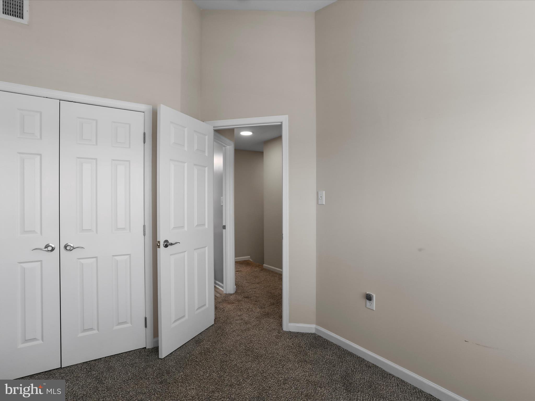 COUNTY GREEN - Residential