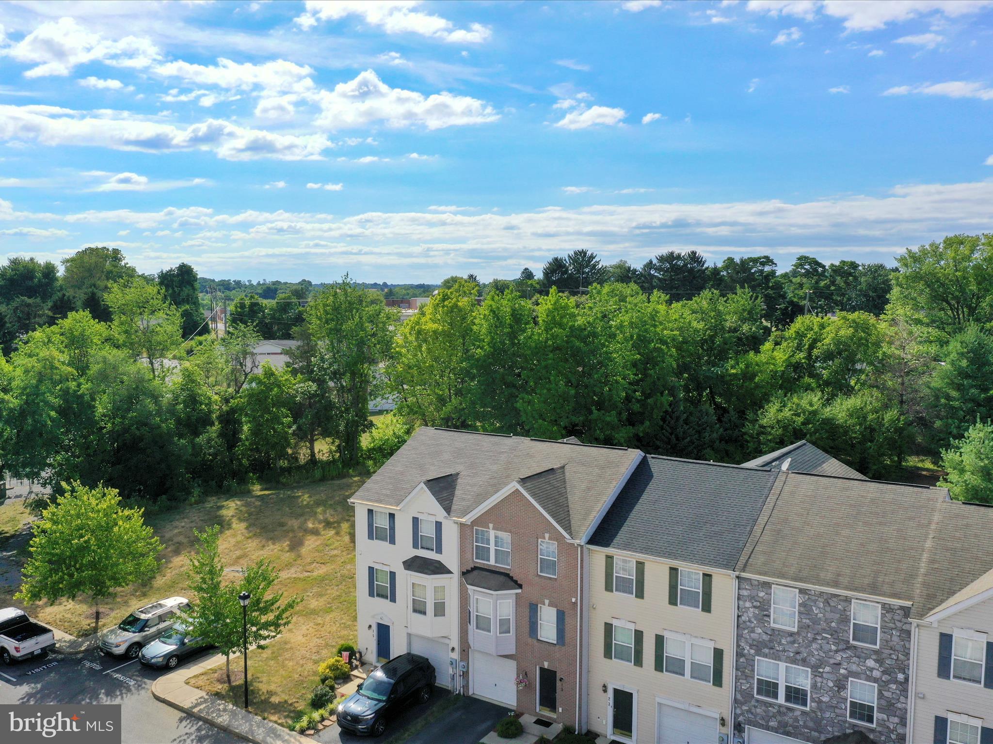 COUNTY GREEN - Residential