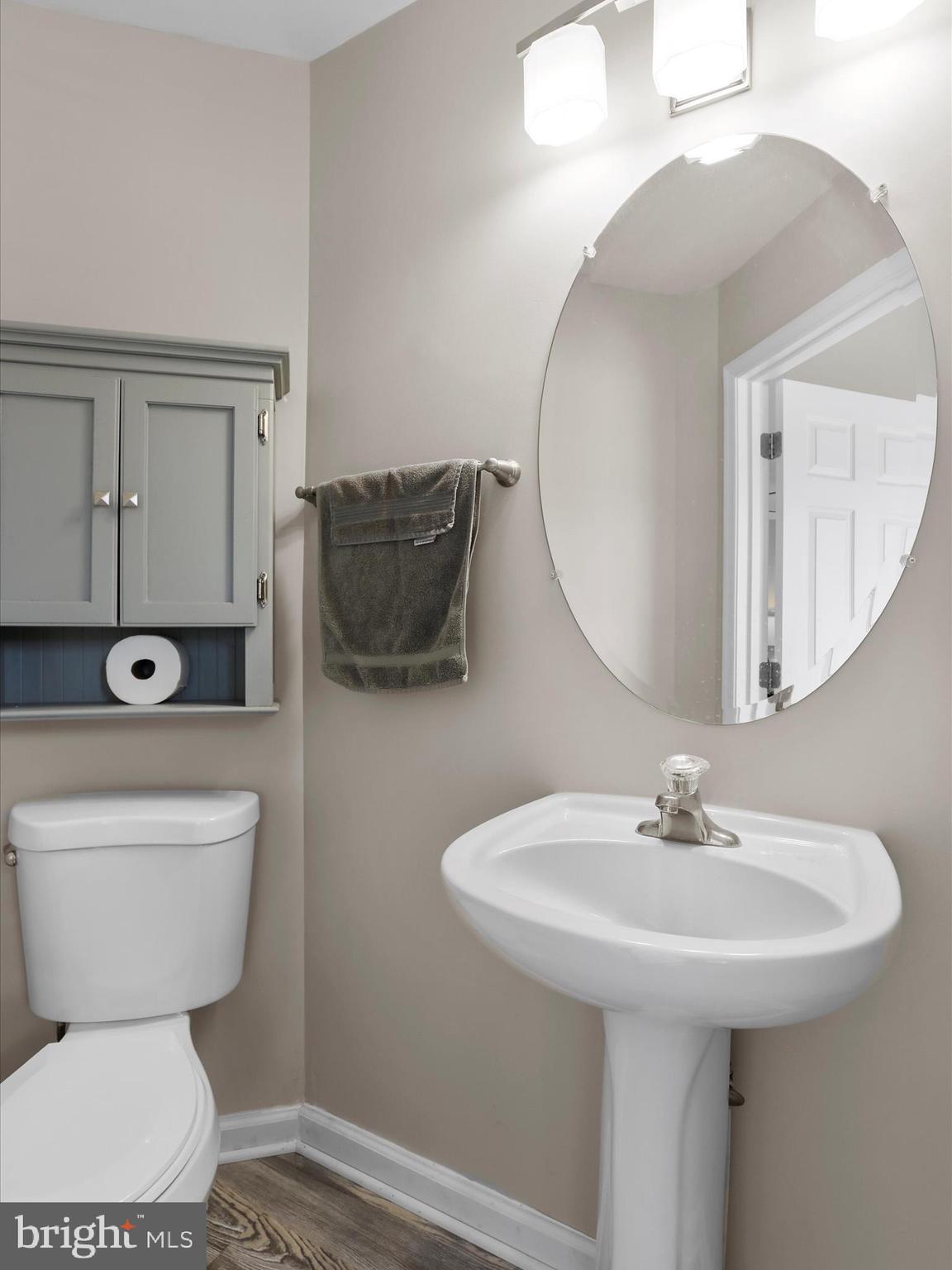 COUNTY GREEN - Residential