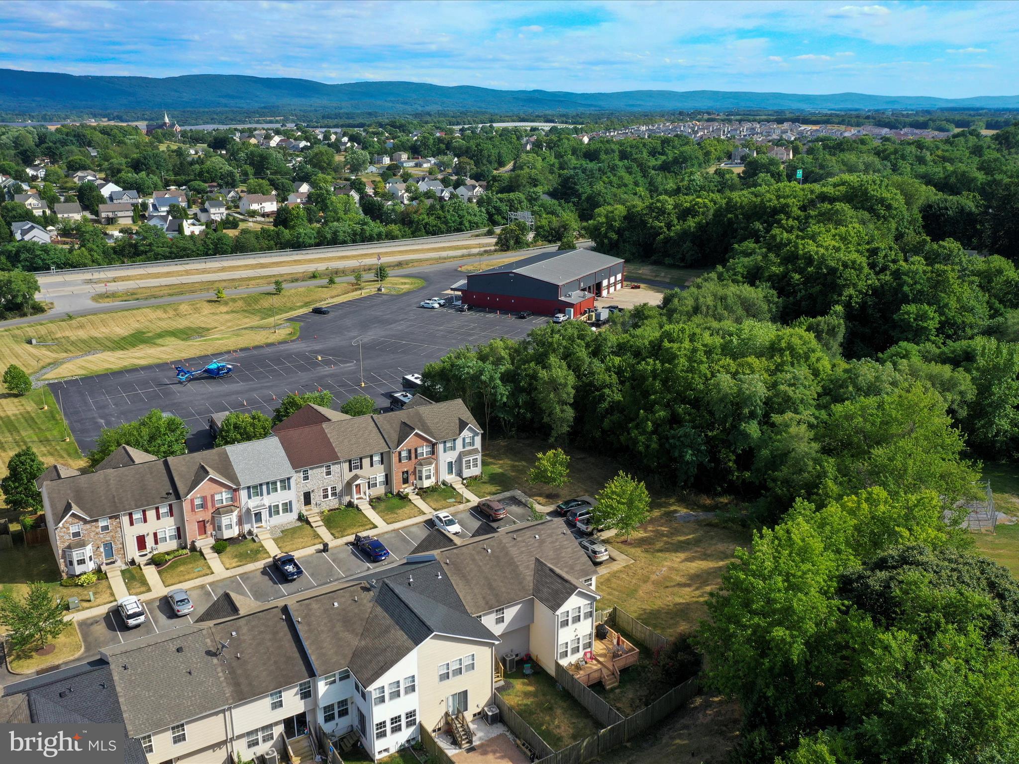 COUNTY GREEN - Residential