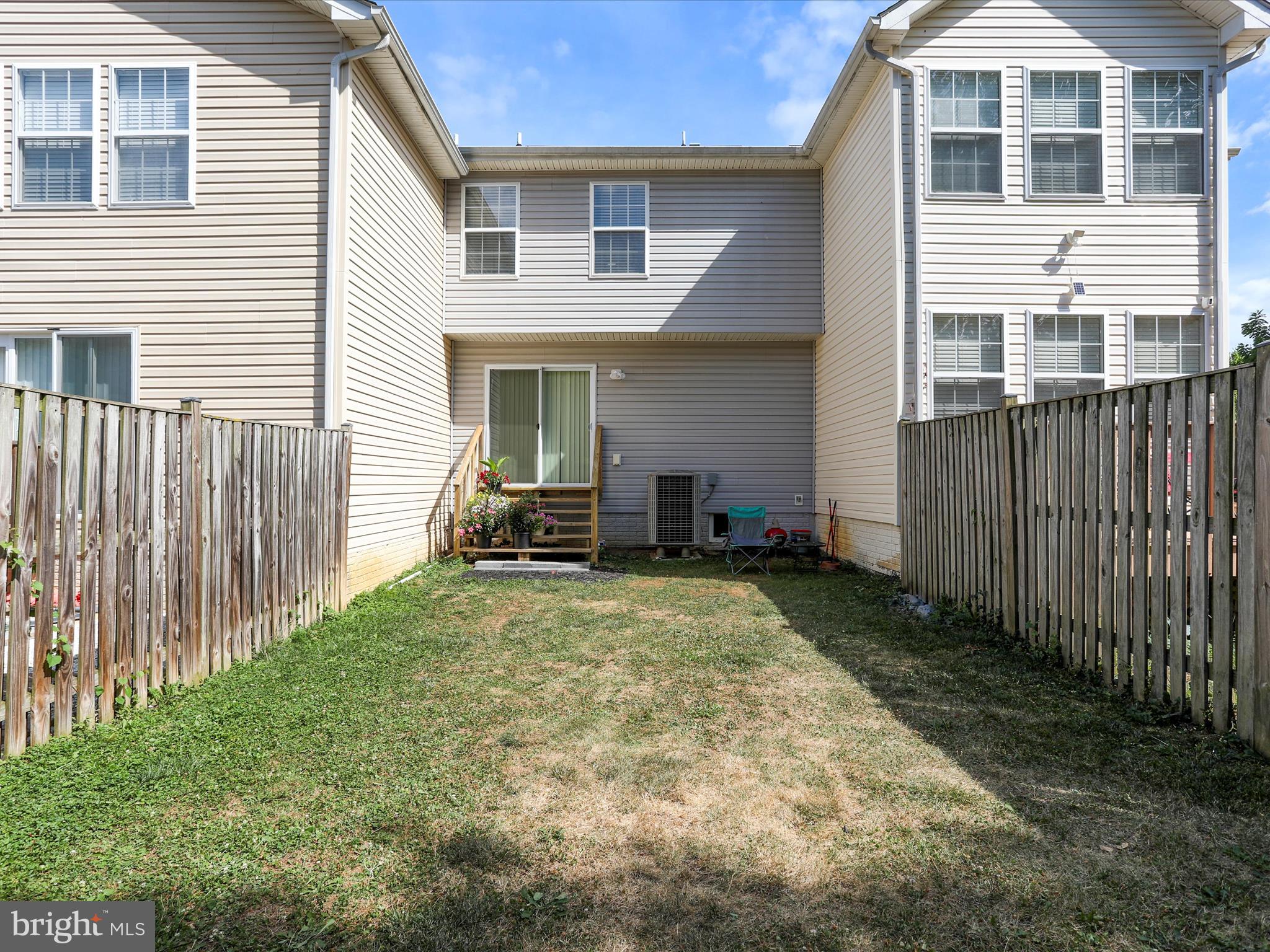 COUNTY GREEN - Residential