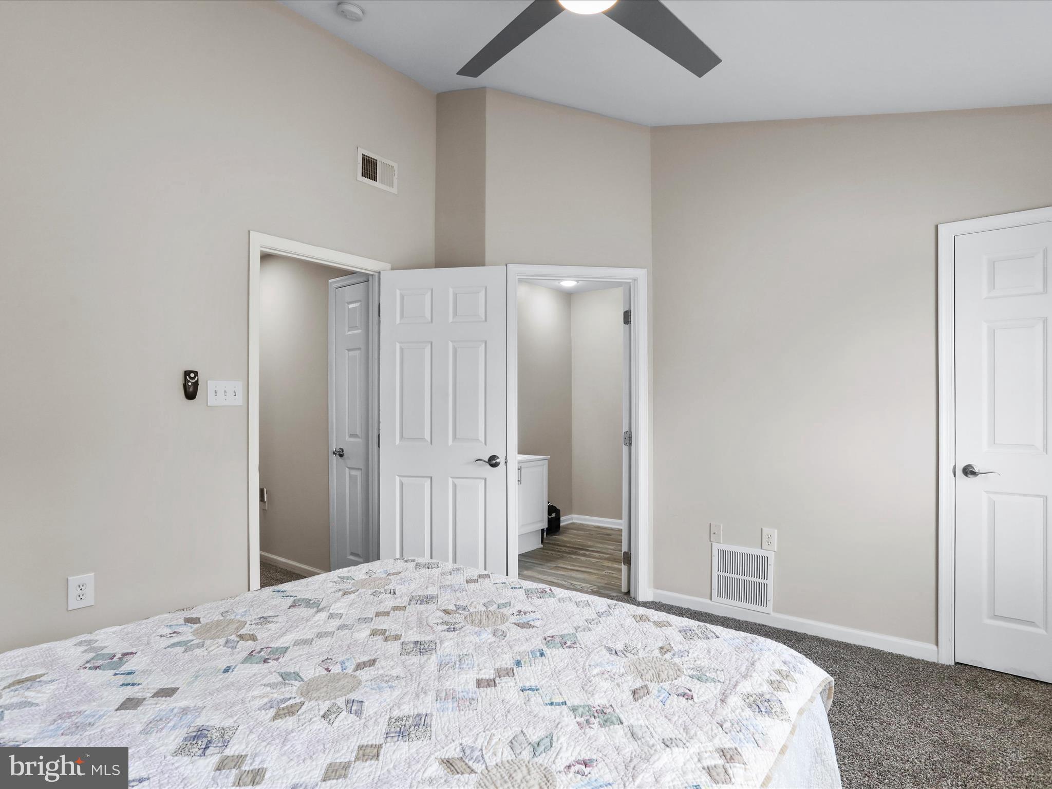 COUNTY GREEN - Residential