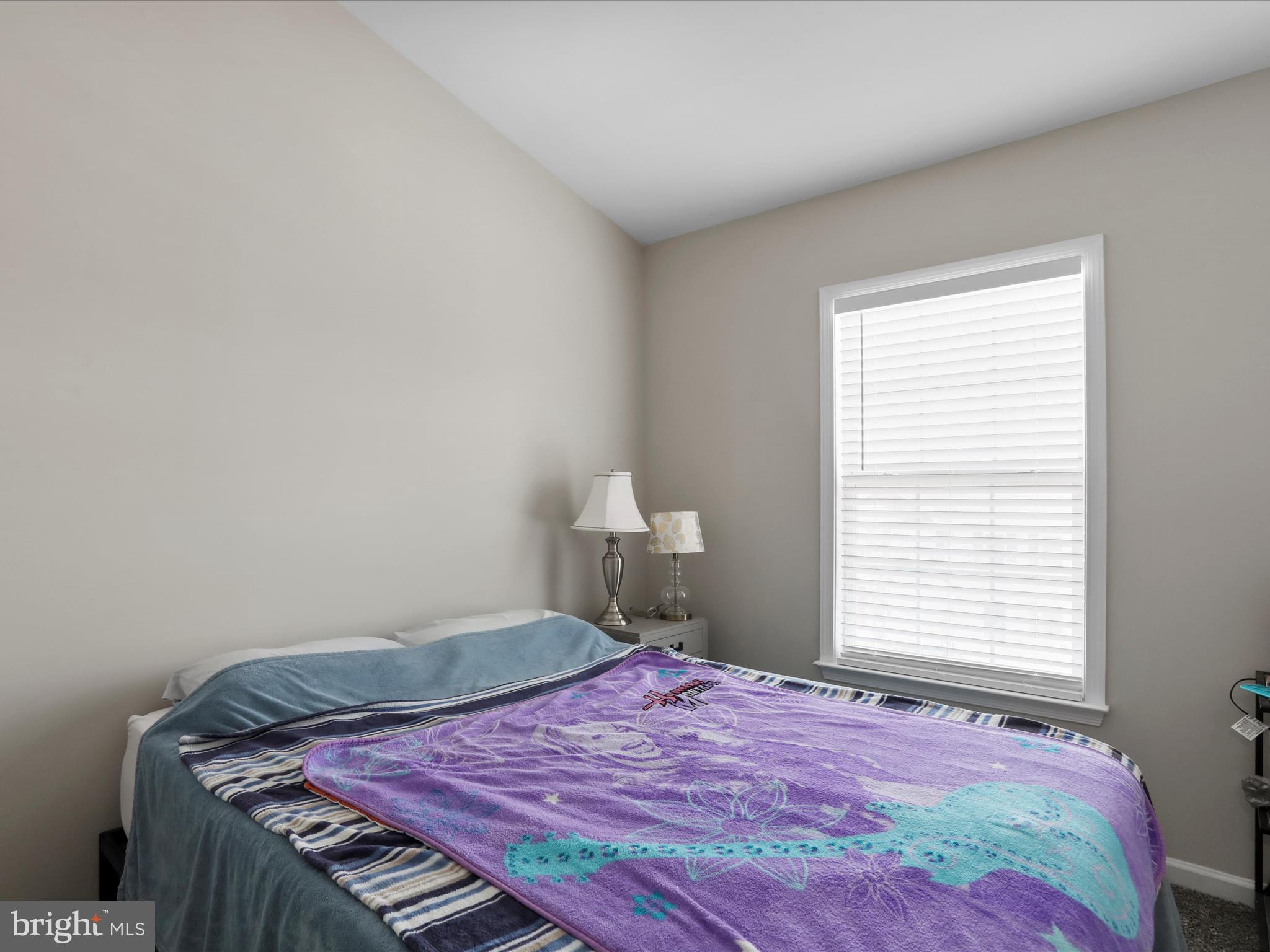 COUNTY GREEN - Residential