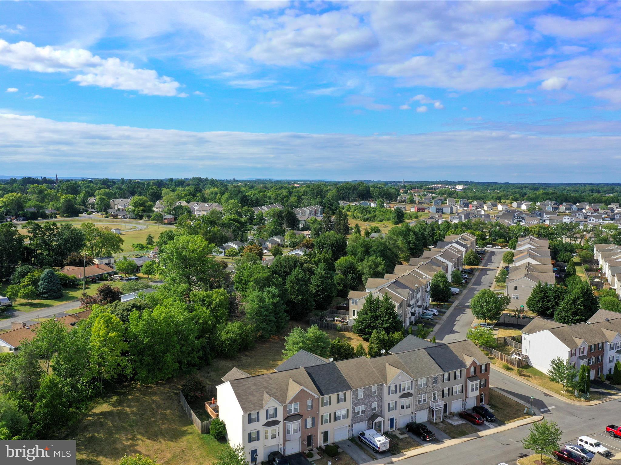 COUNTY GREEN - Residential